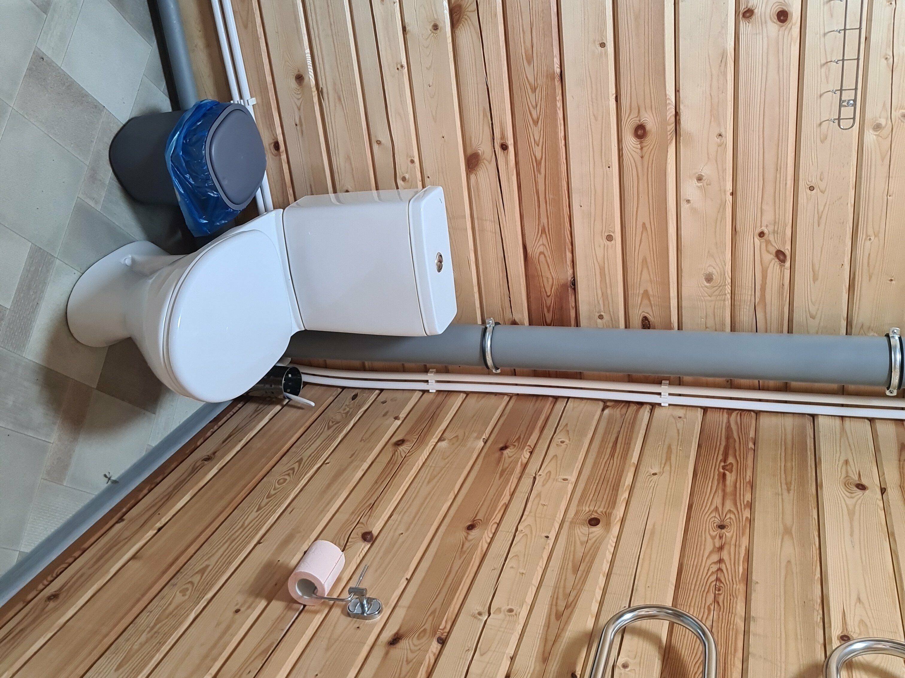 Cемейный номер с собственной ванной комнатой