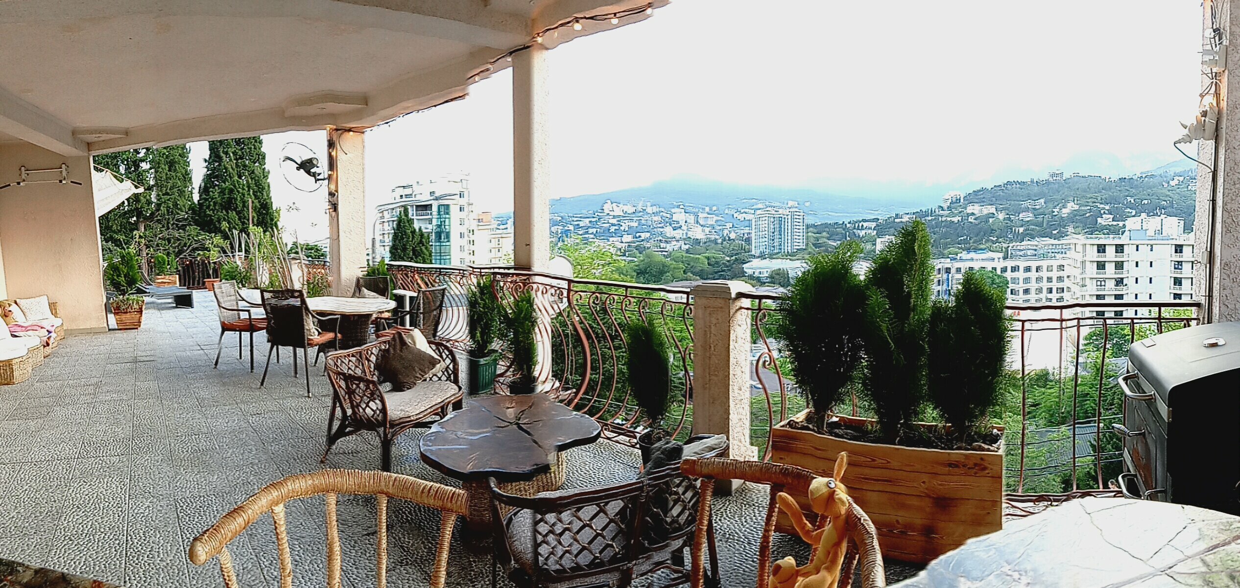 Дом с 6 спальнями