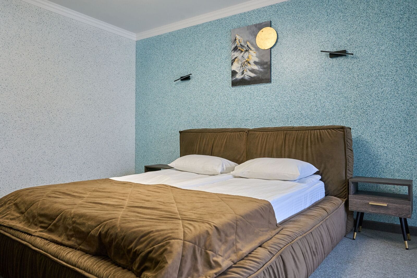 ЛЮКС с двуспальной кроватью