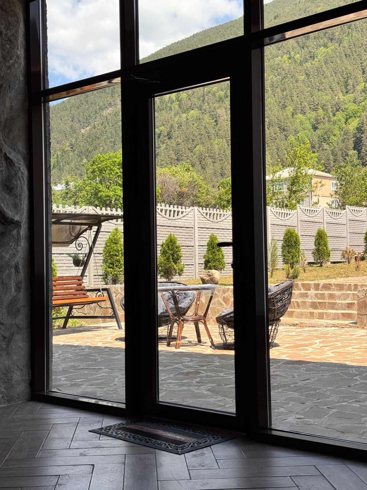 Двухместный номер с 1 кроватью и видом на горы