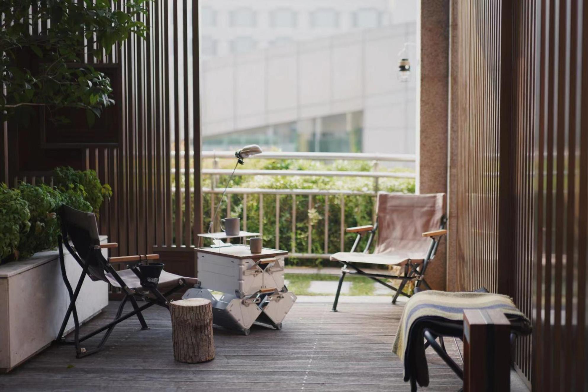 King Room With Camp In Garden