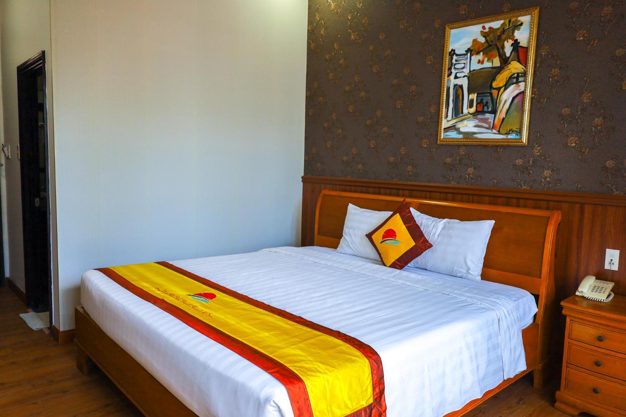 Deluxe Double Or Twin Room With City View