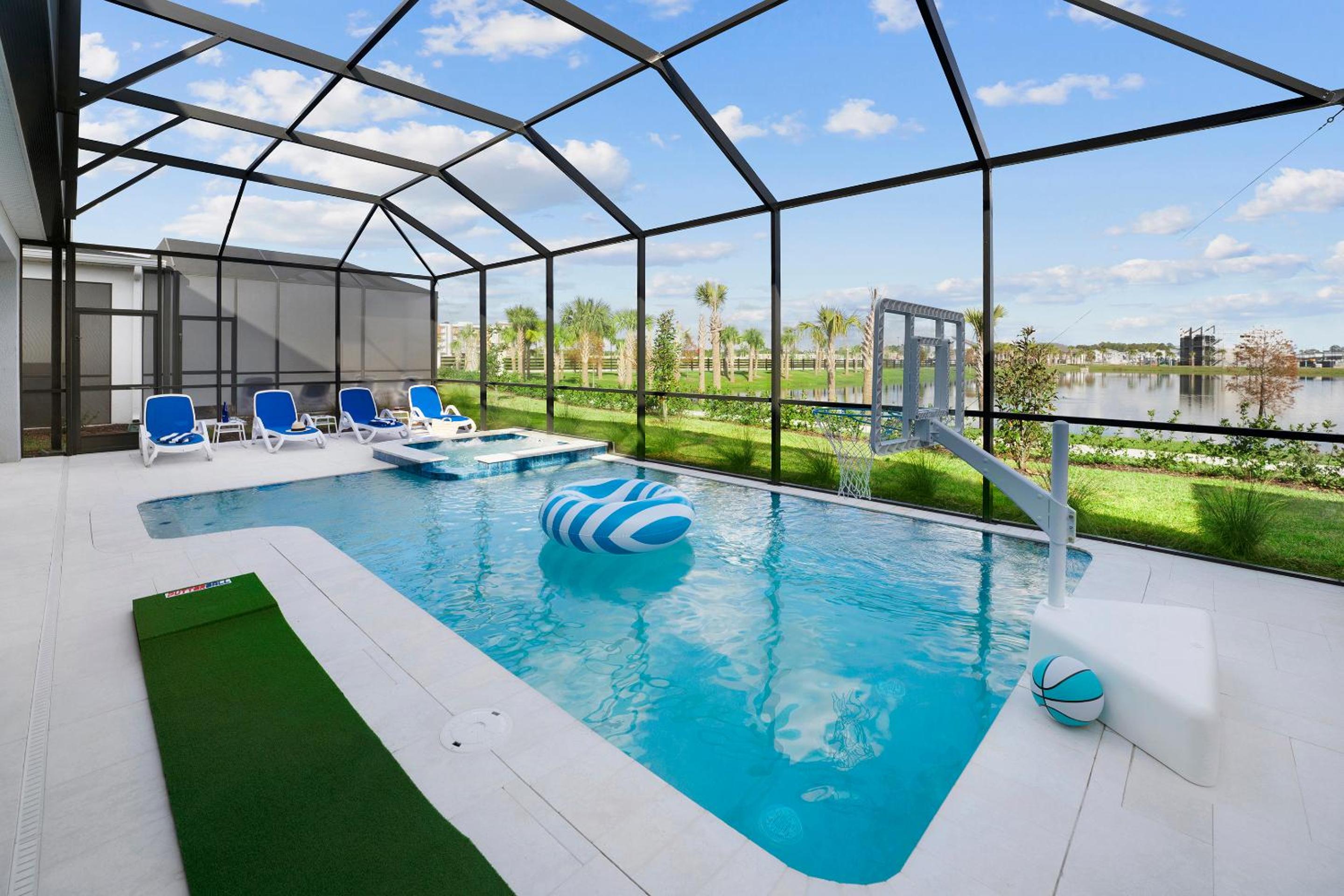 6 Bedroom Estate with Private Pool, Kitchen, Theater & Arcade