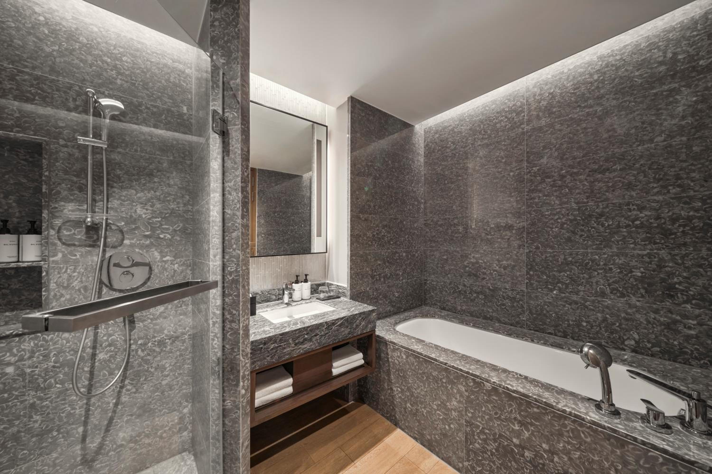 King Residence with Ocean View