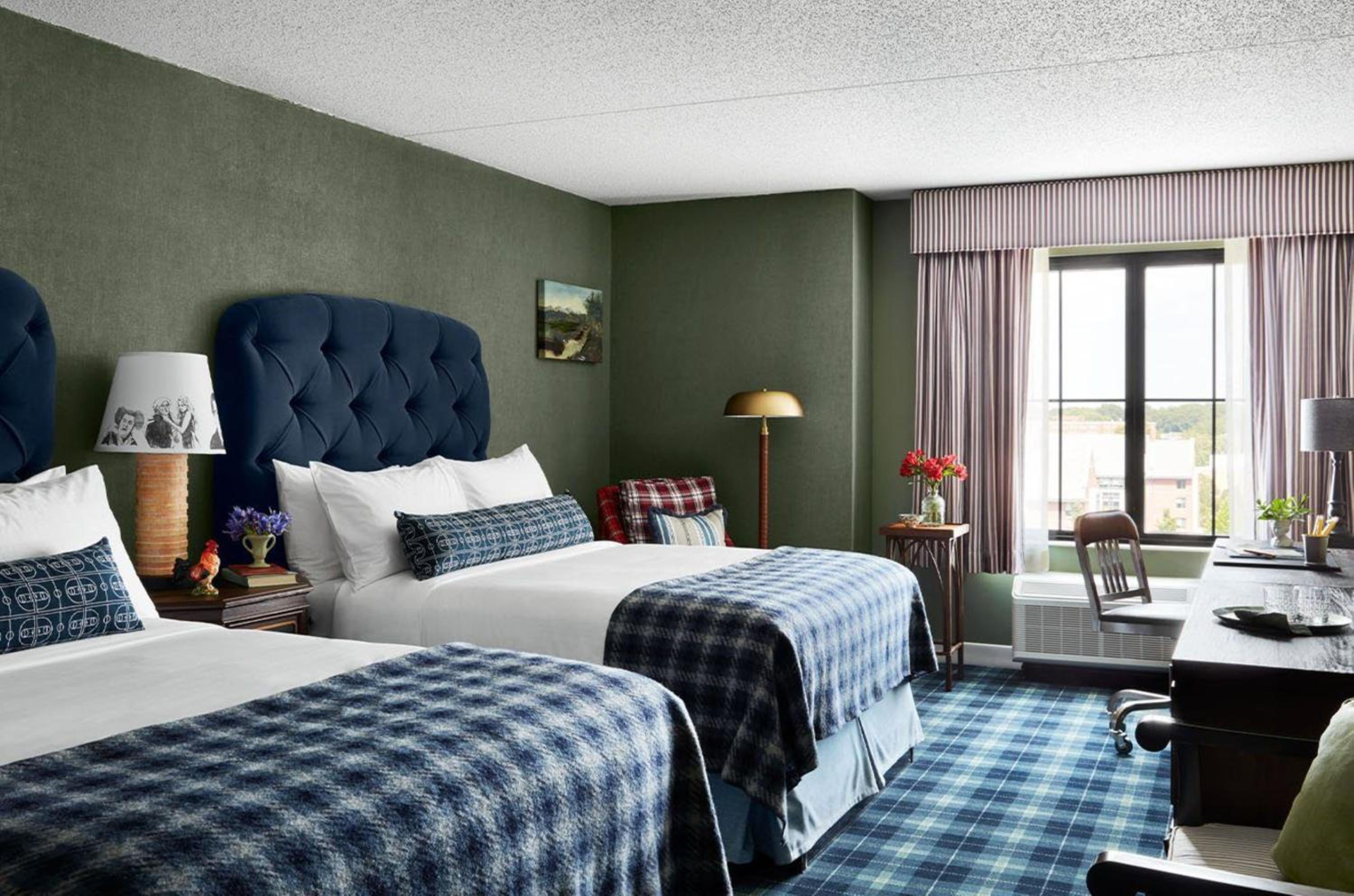 Graduate Queen Room with Two Queen Beds