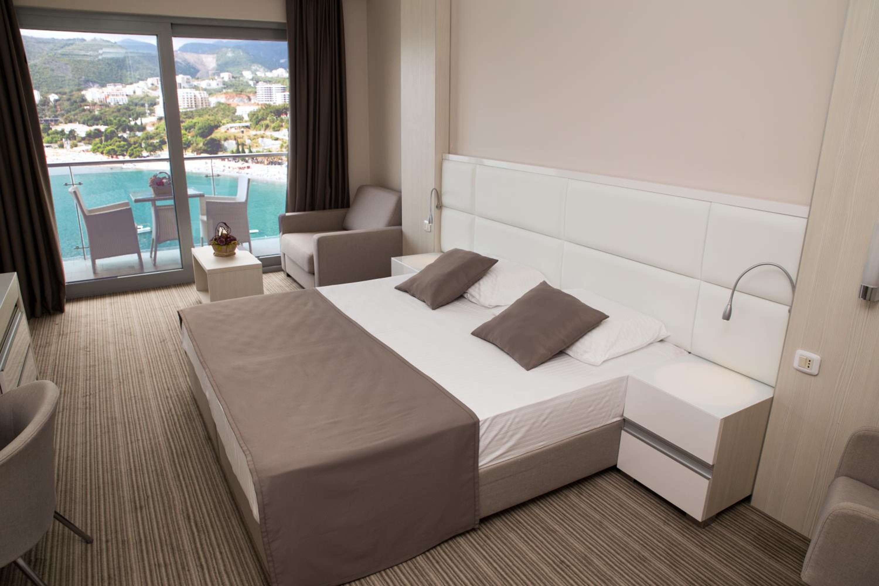 Deluxe Double Room with Sea View