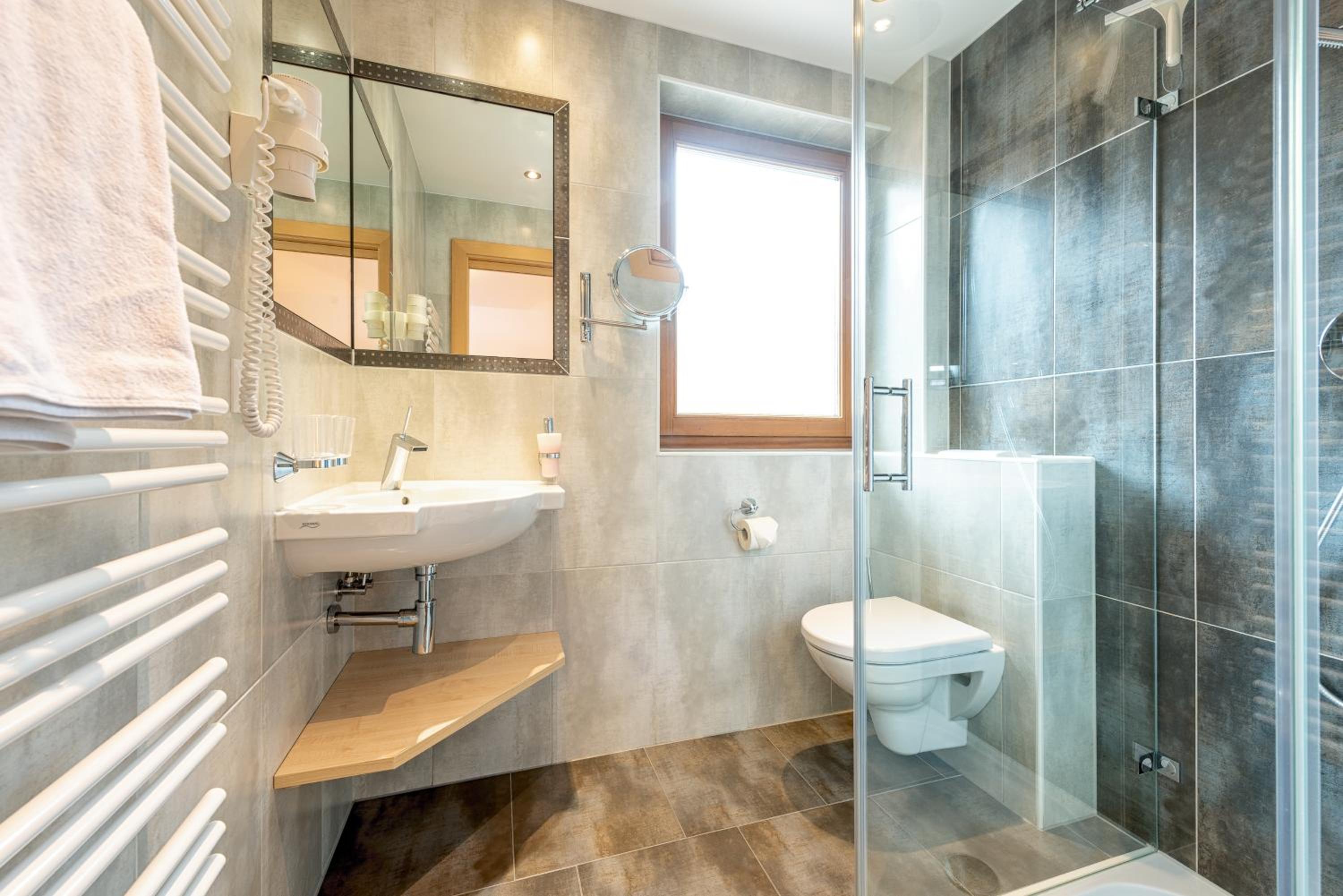 Two-Bedroom Apartment (4 Adults)