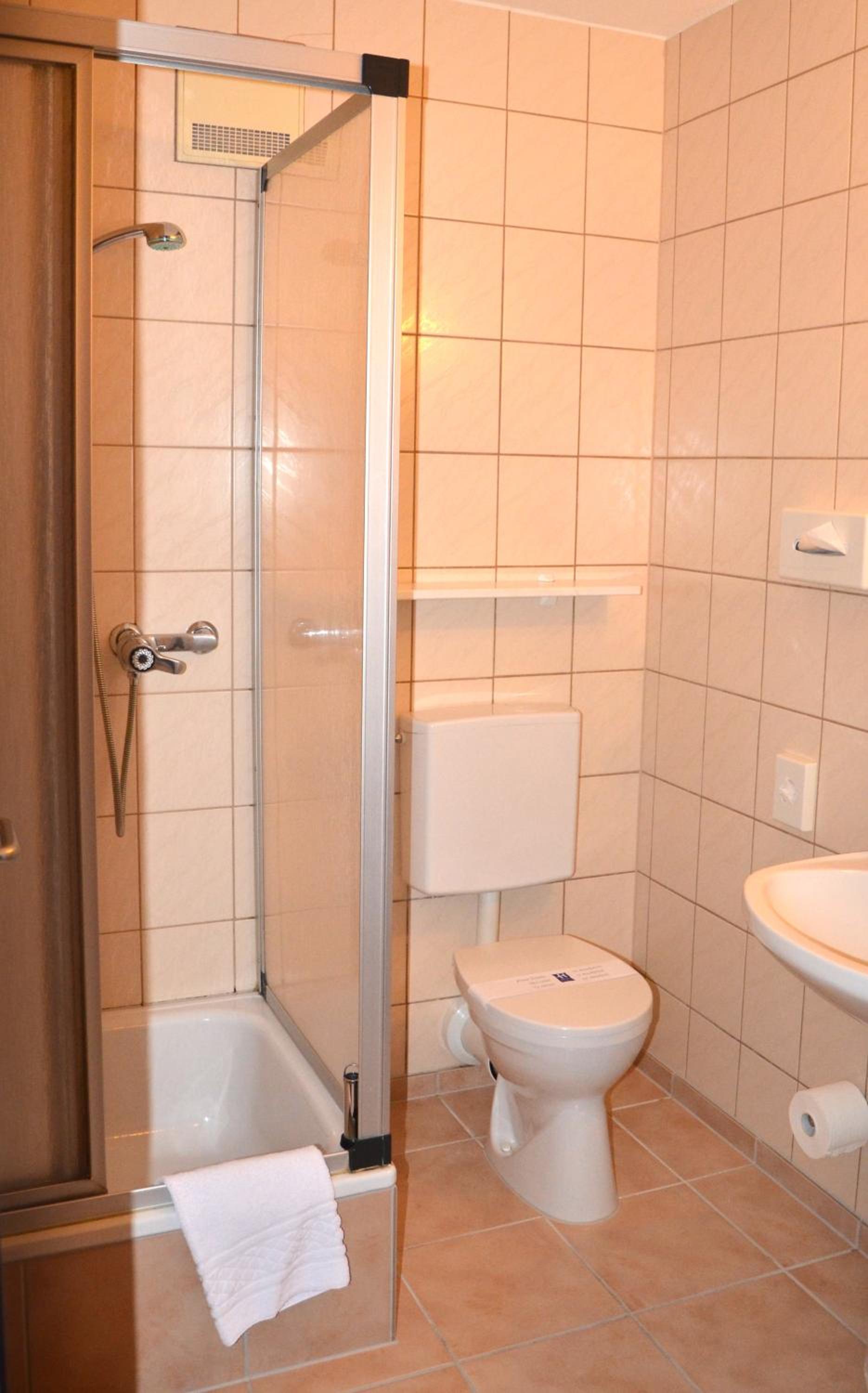 Standard Single Room