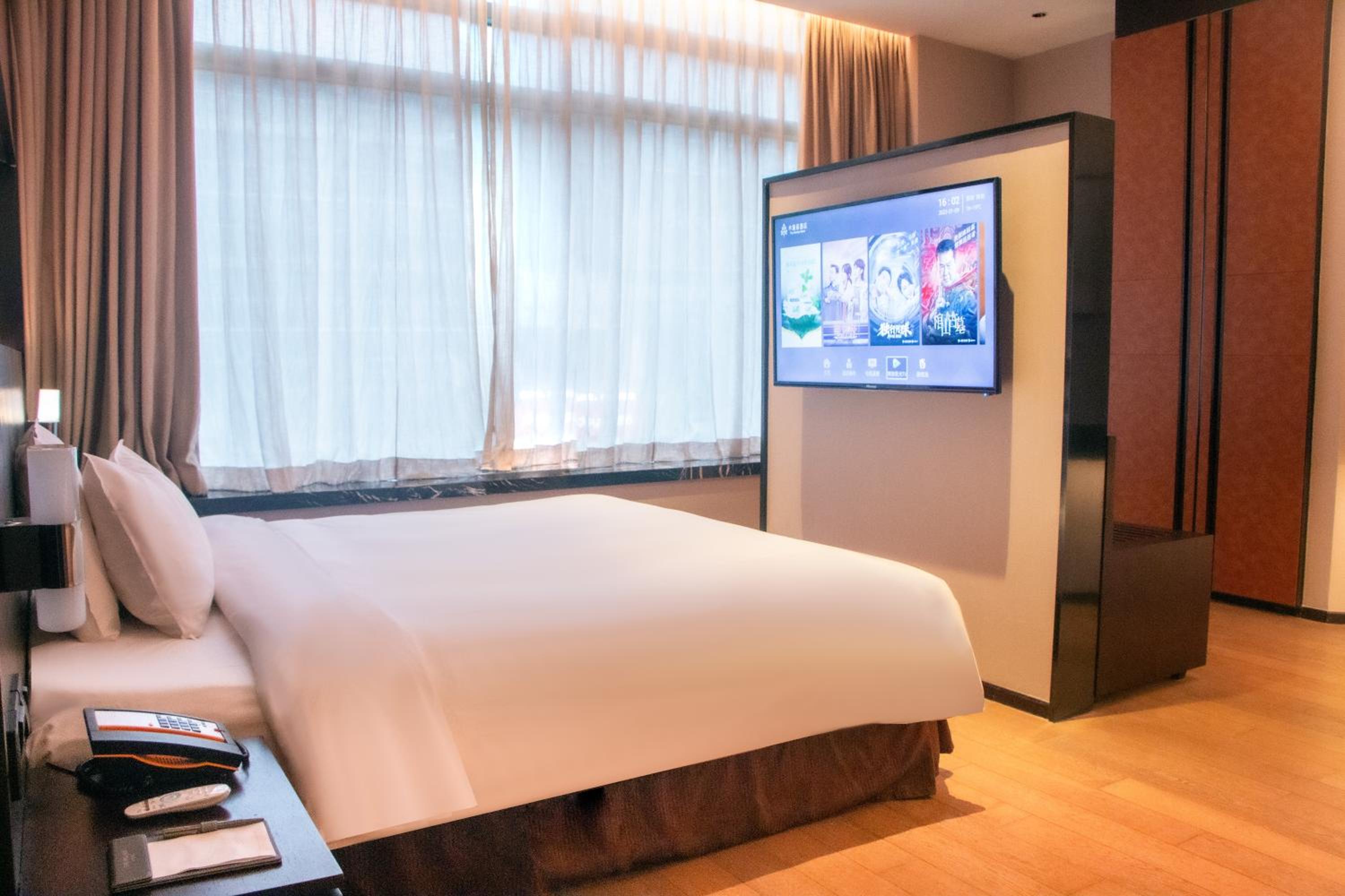 Executive Queen Room