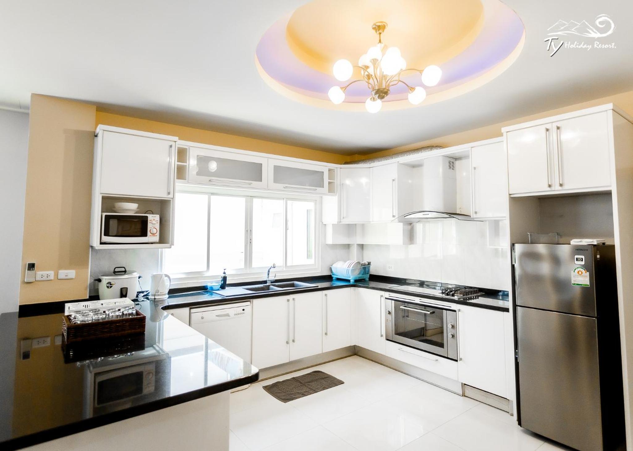 Eight-Bedroom Villa with Private Pool 220