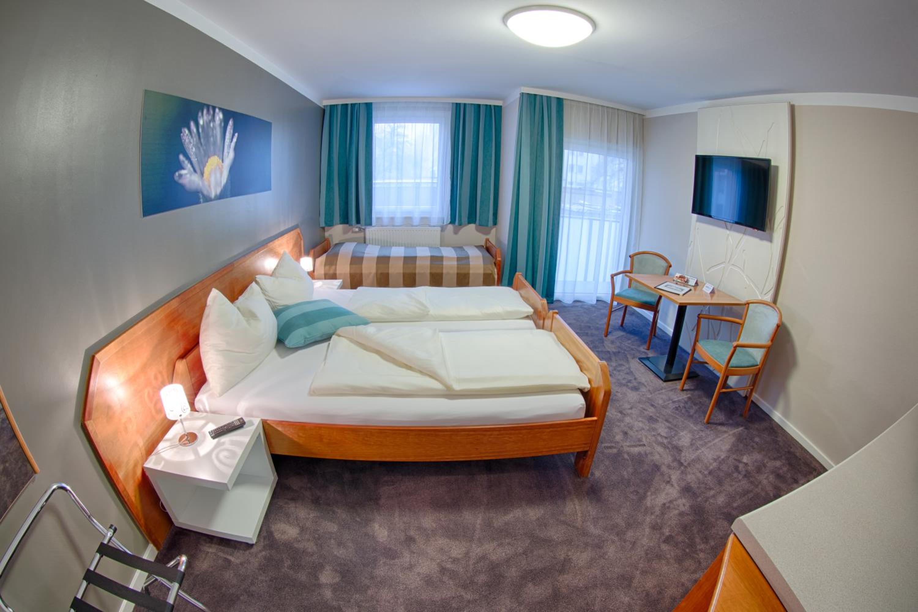 Triple Room with Balcony