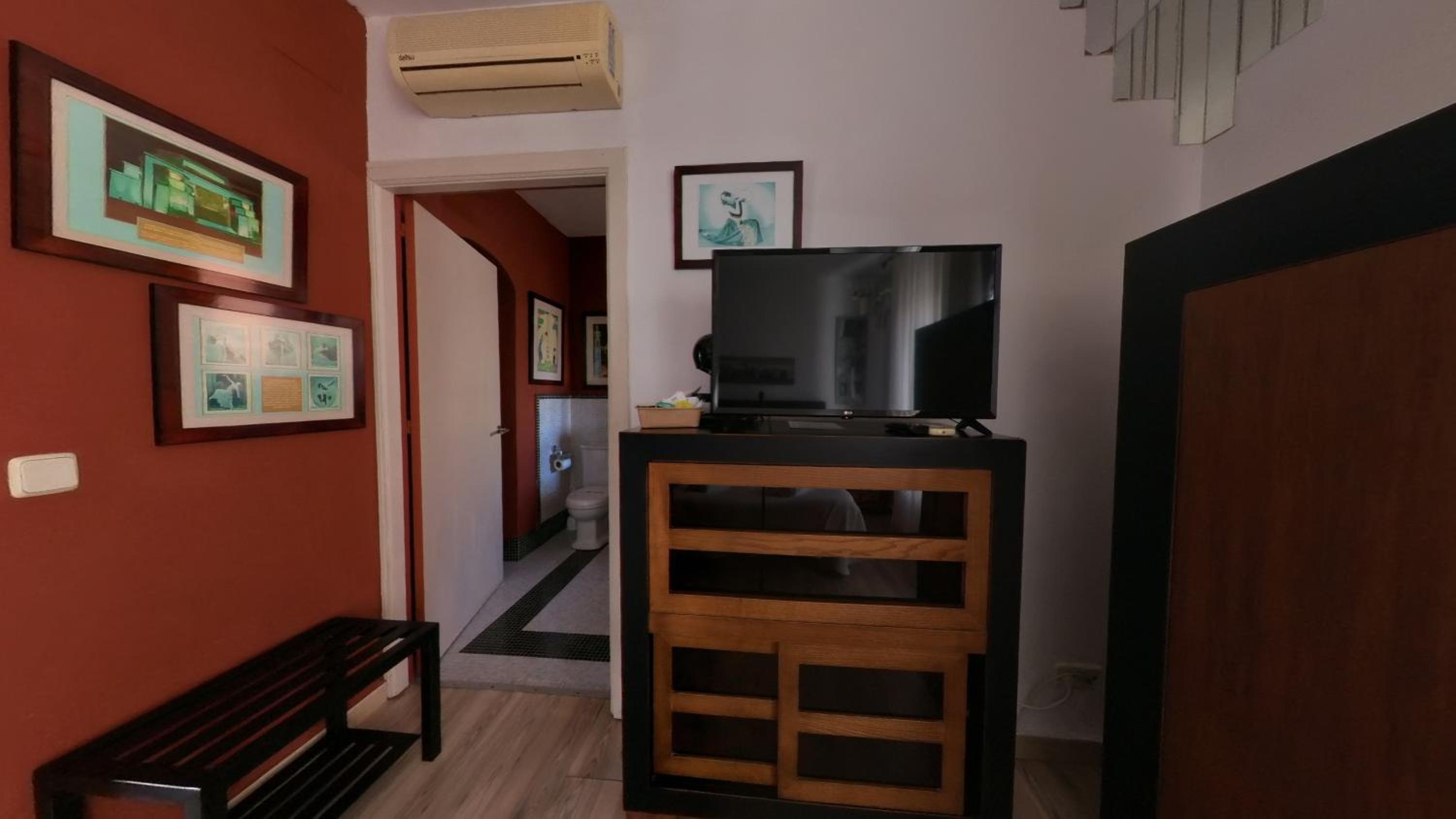 Double Room with Private Bathroom