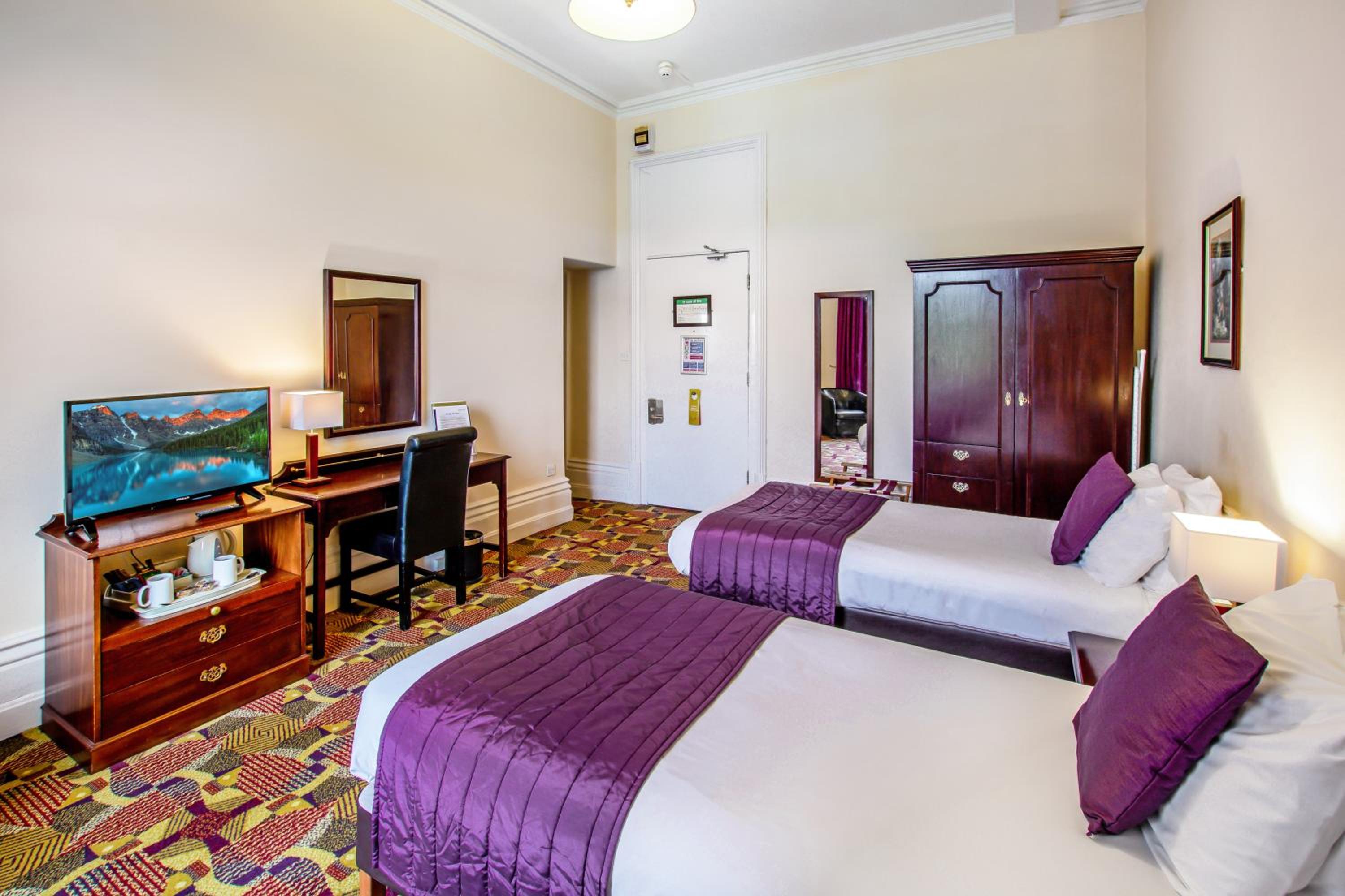 Standard Family Room