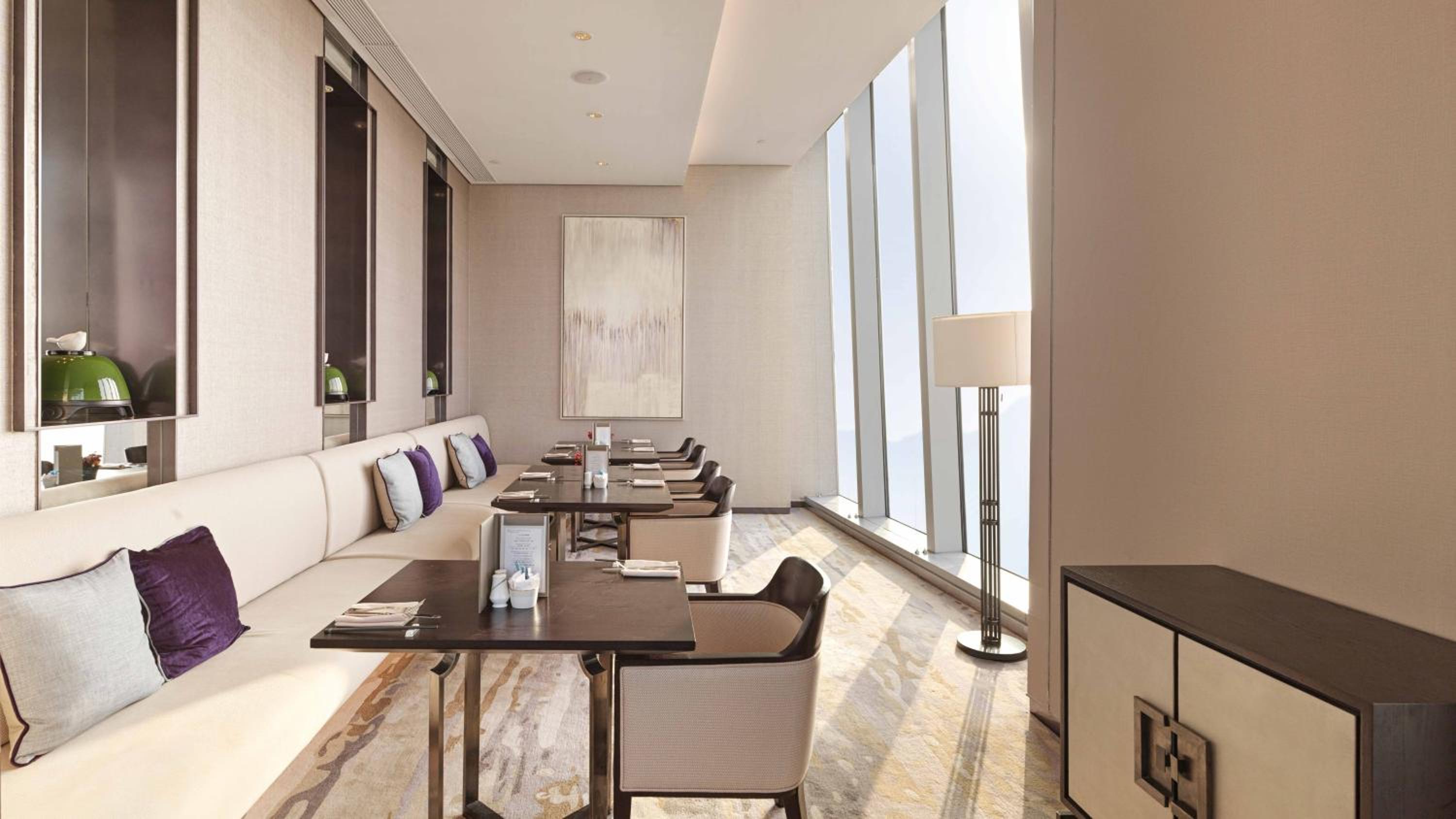 Classic King Room with River View