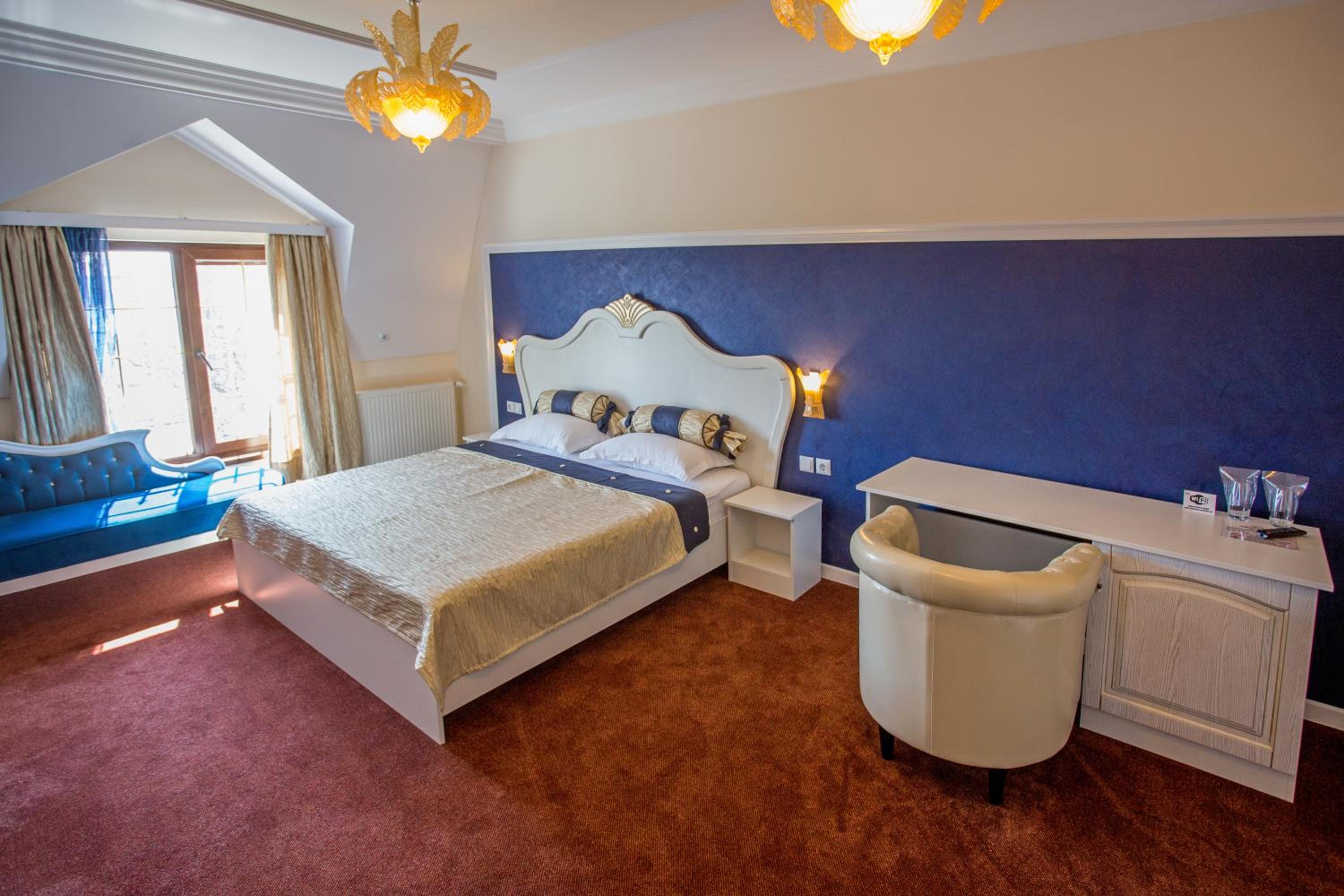 One-Bedroom Suite