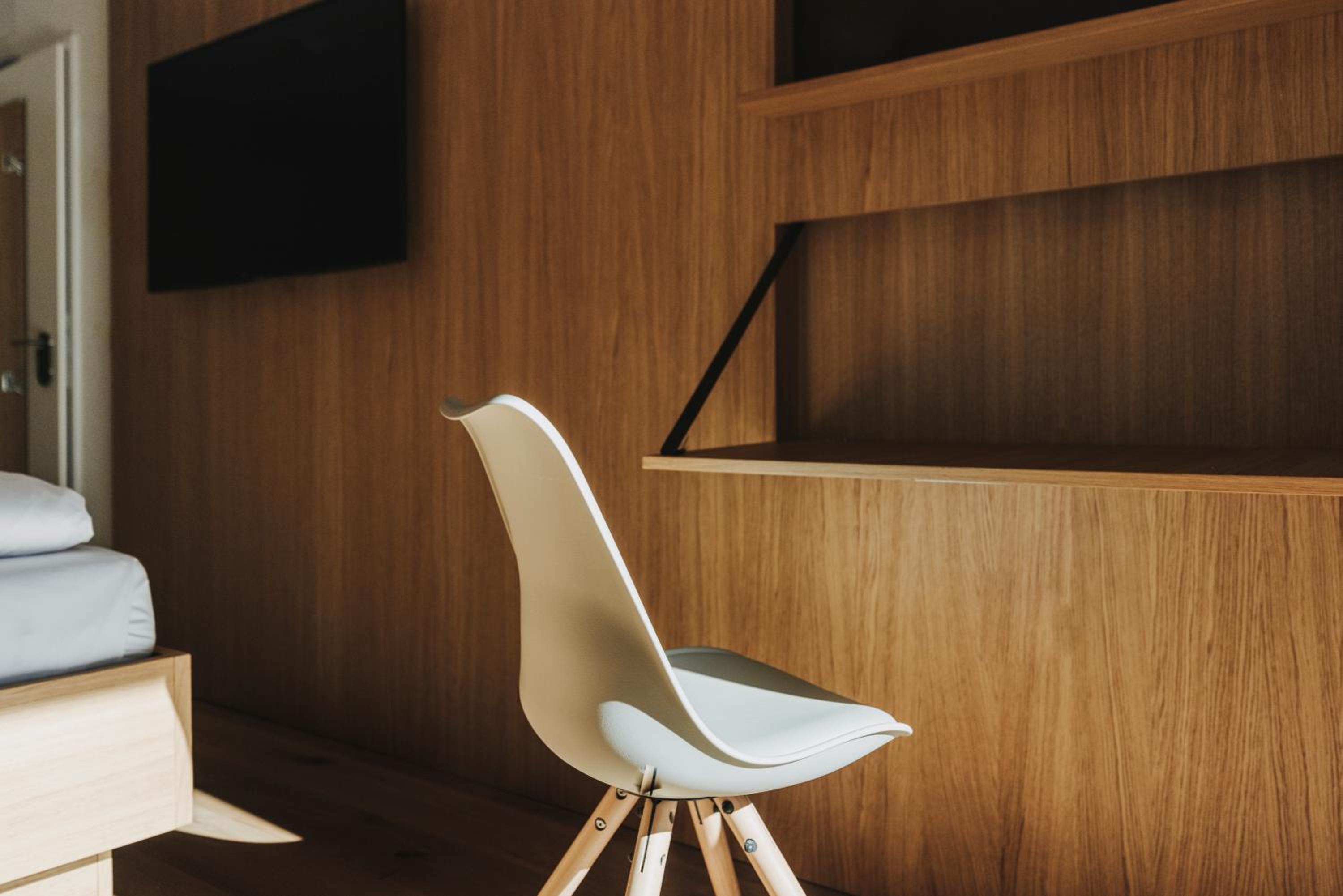 Deluxe Family Room 1