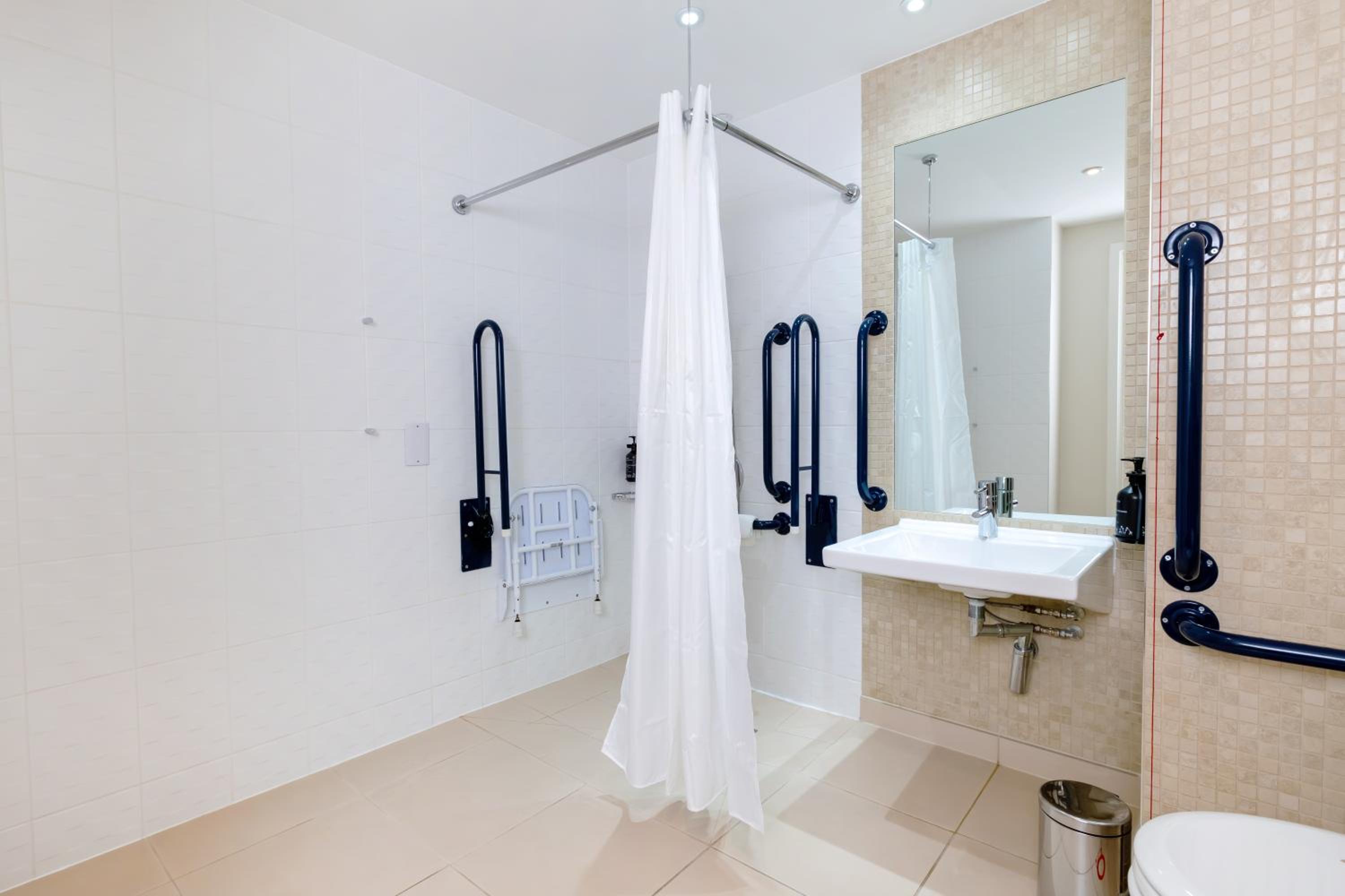 Standard Double Room - Disability Access