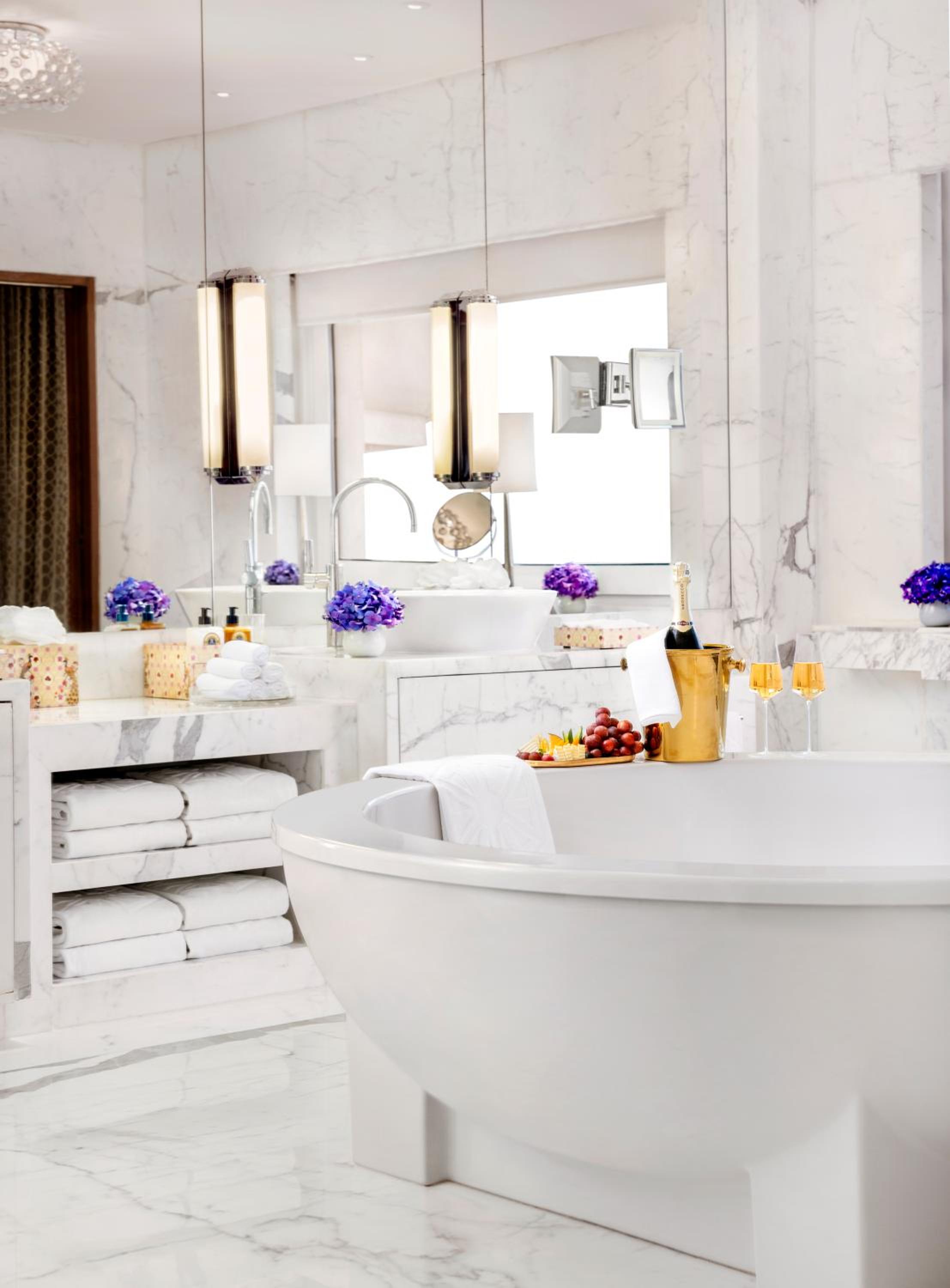 Presidential Suite King Bed Pool View