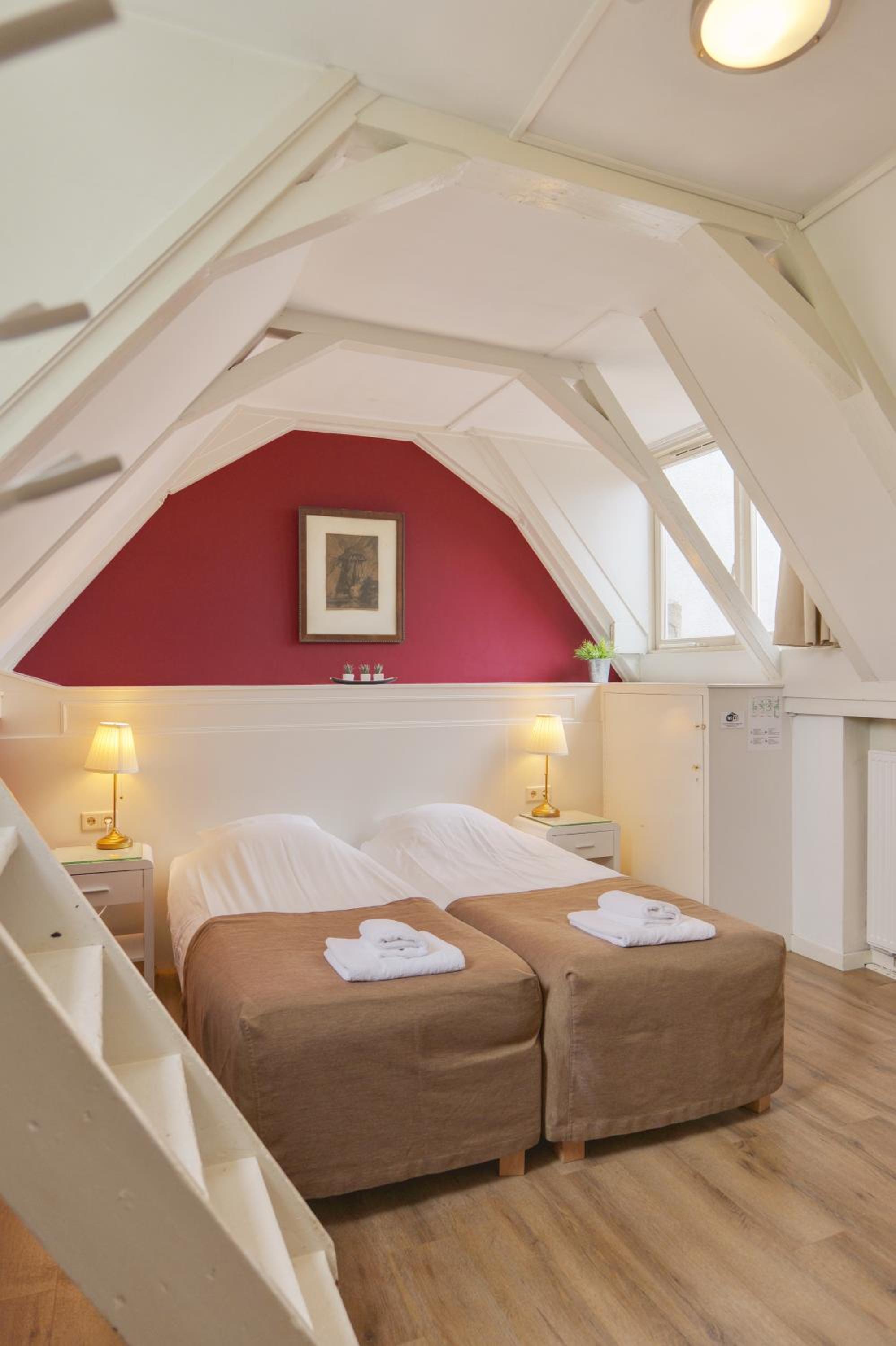 Family Room with Lake View