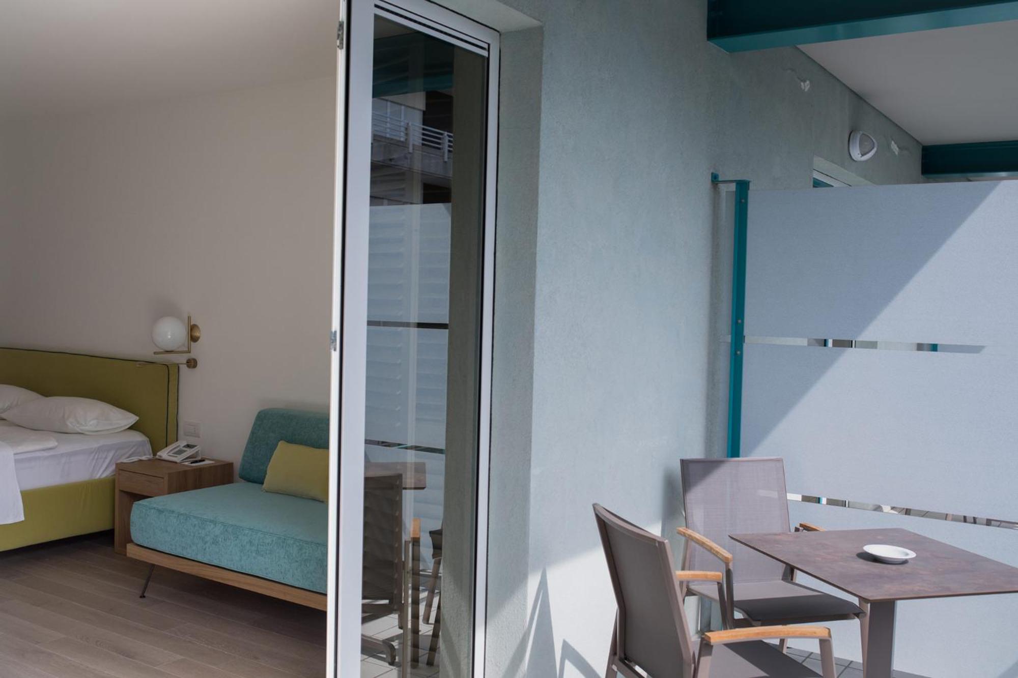 Superior Double Room with Balcony