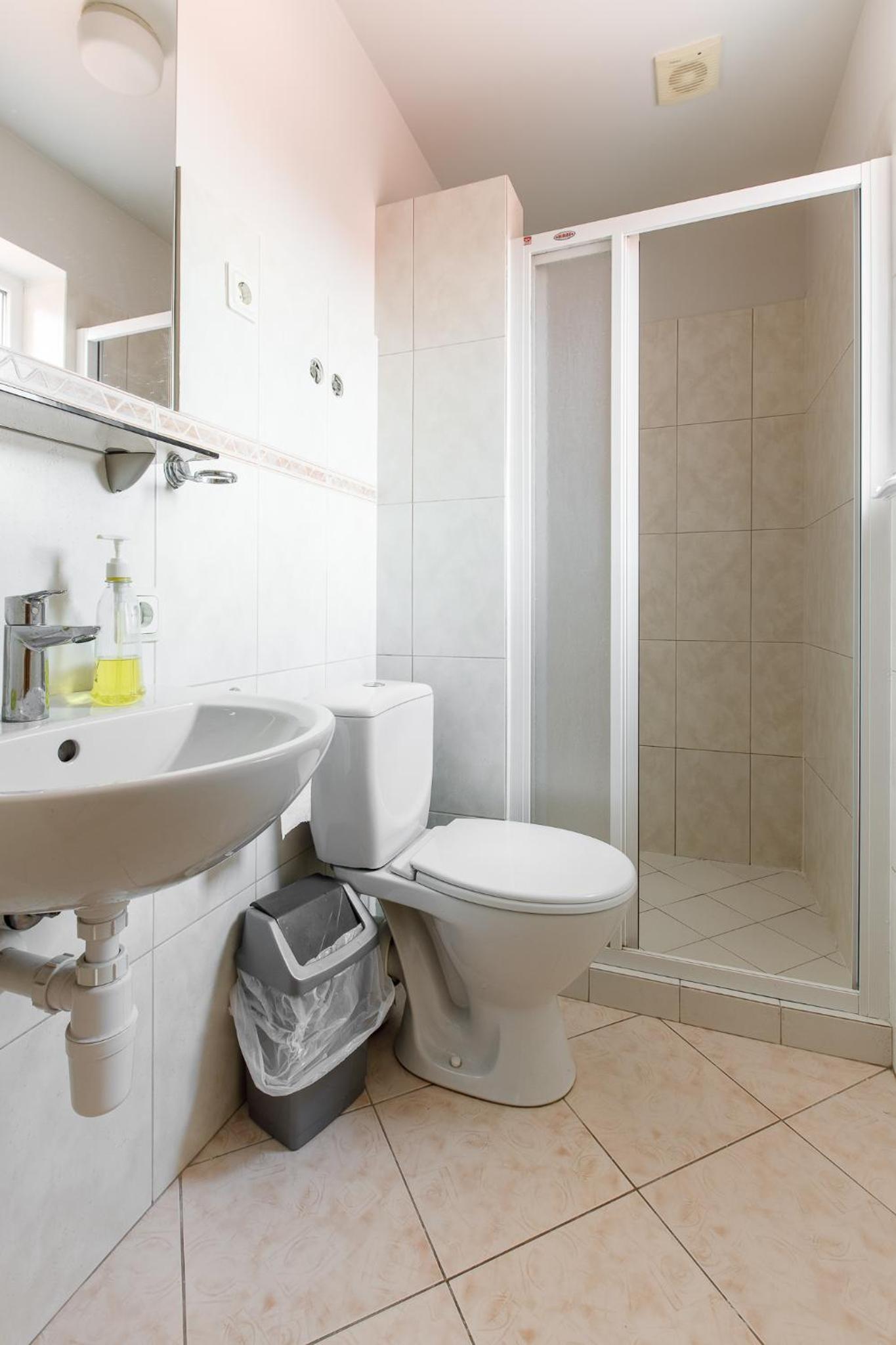 Apartment with Garden View