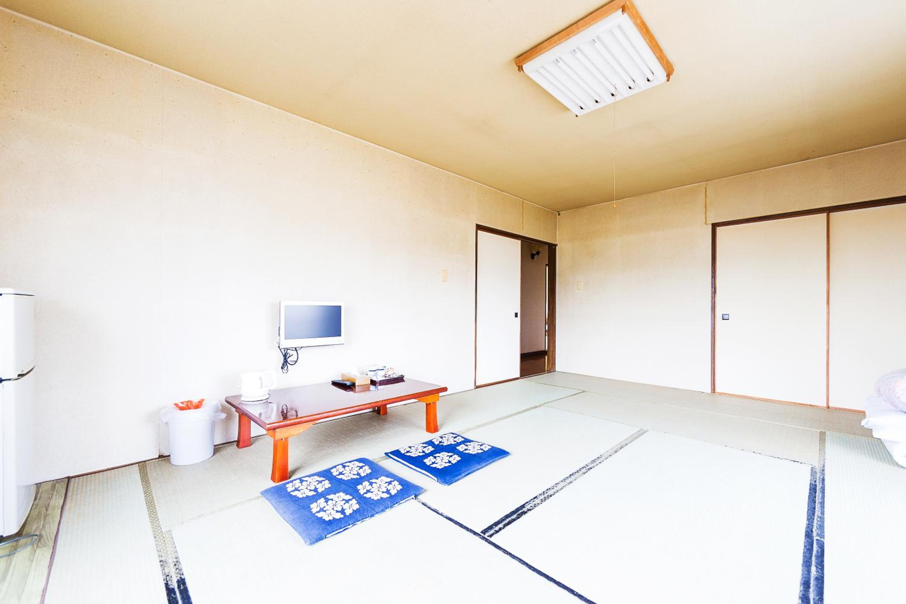 Japanese-Style Twin Room