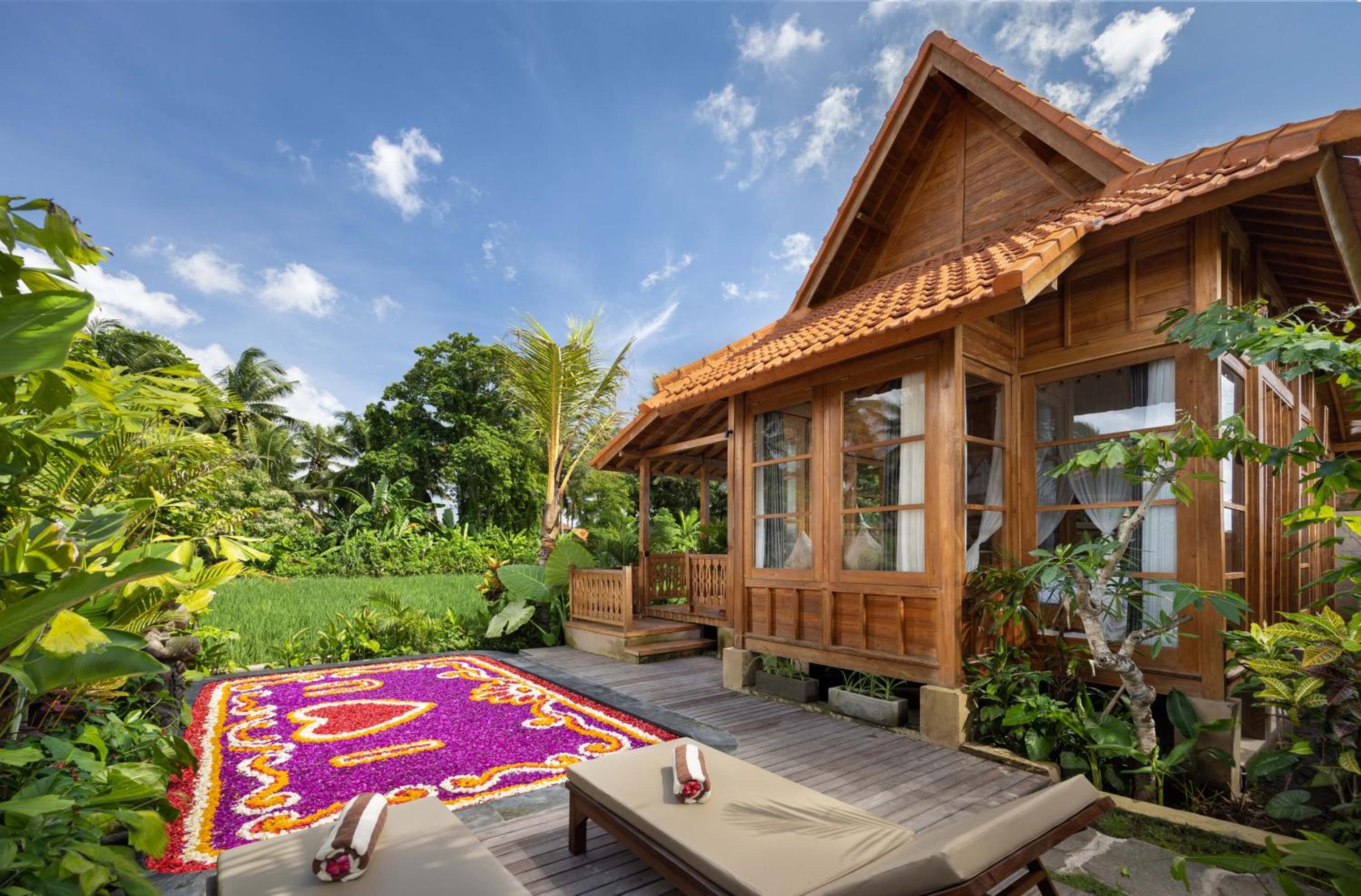 One-Bedroom Wooden Pool Villa with Rice Field View