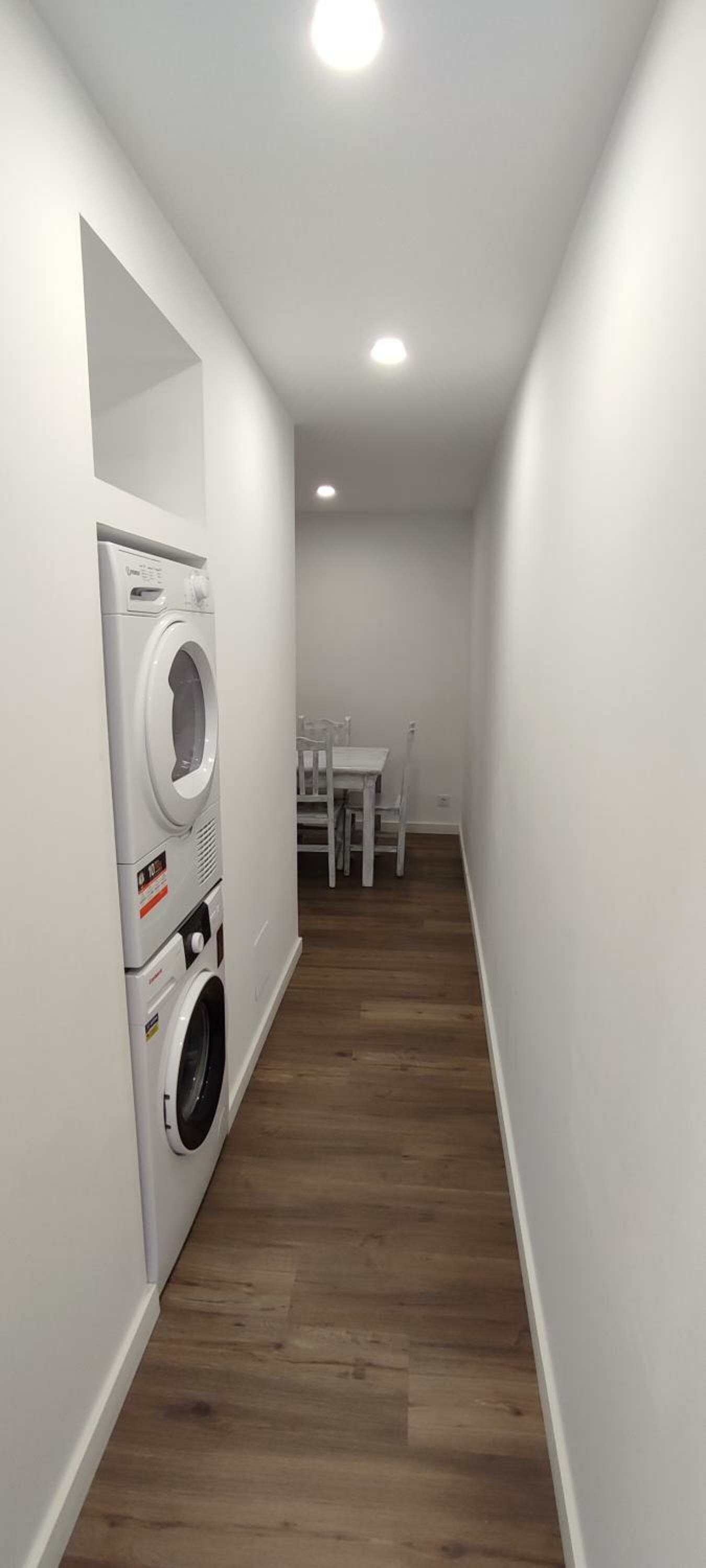 Two Bedroom Apartment with Terrace and Mountain View