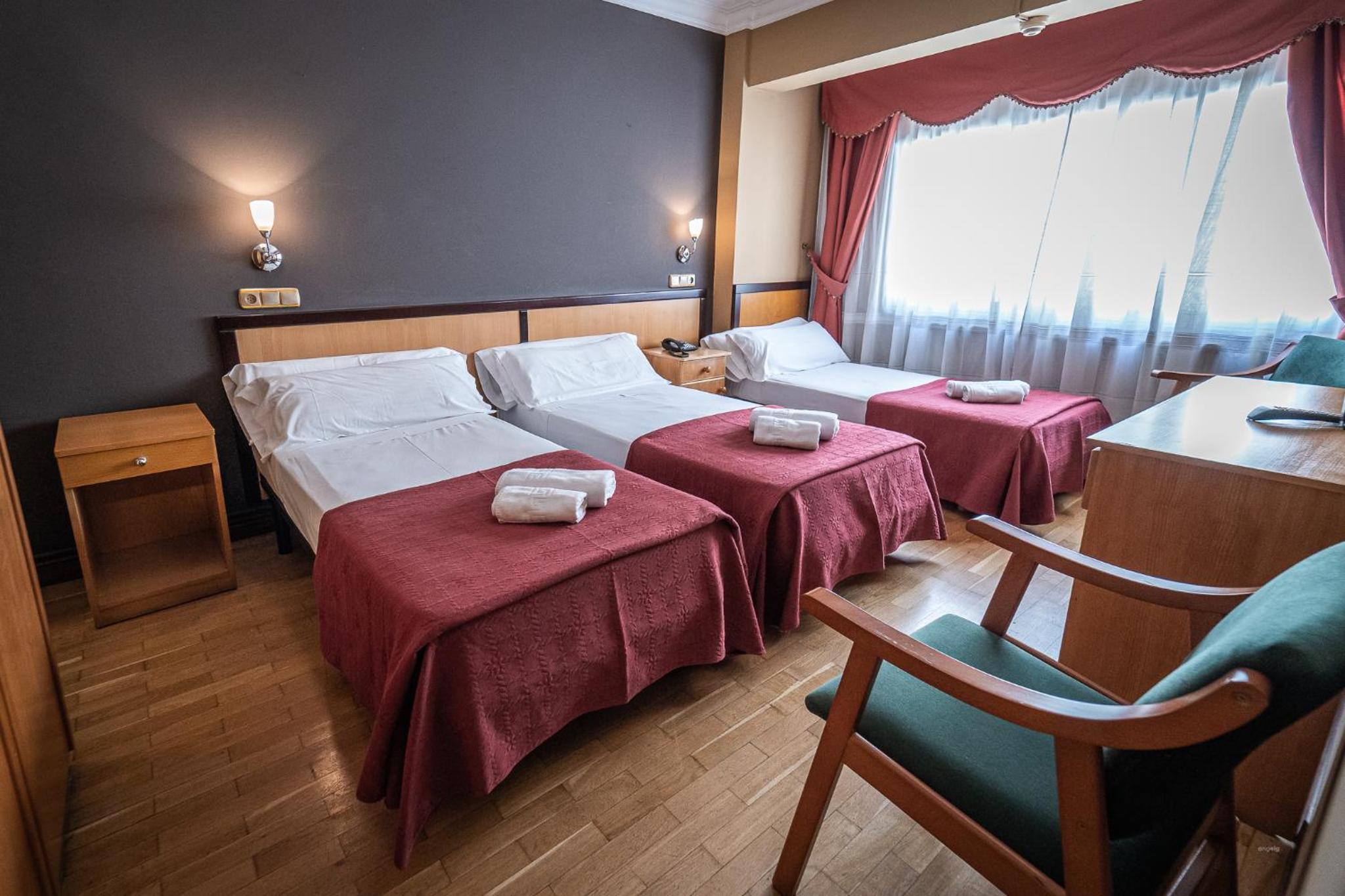 Triple Room
