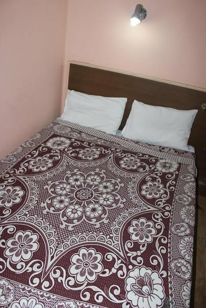 Economy Double Or Twin Room