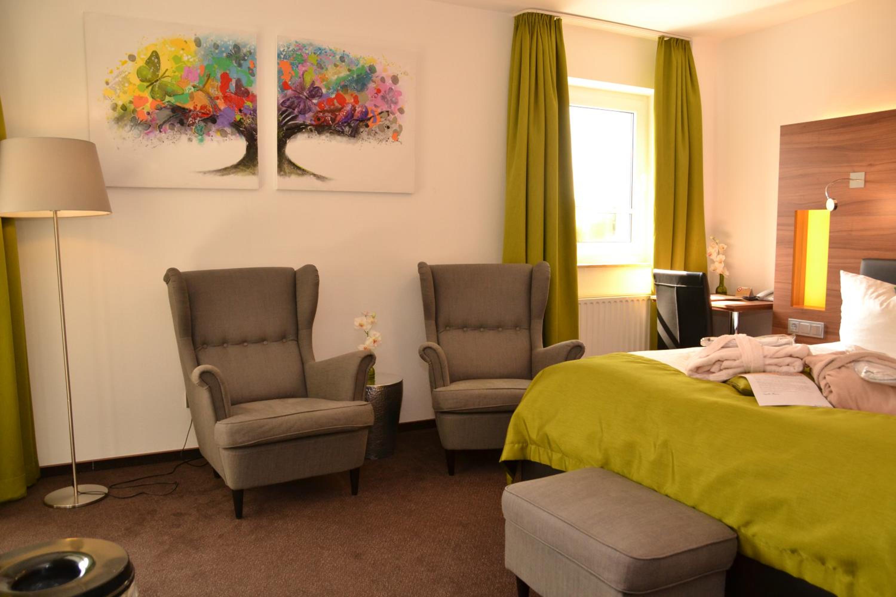 Wellness Suite with Balcony