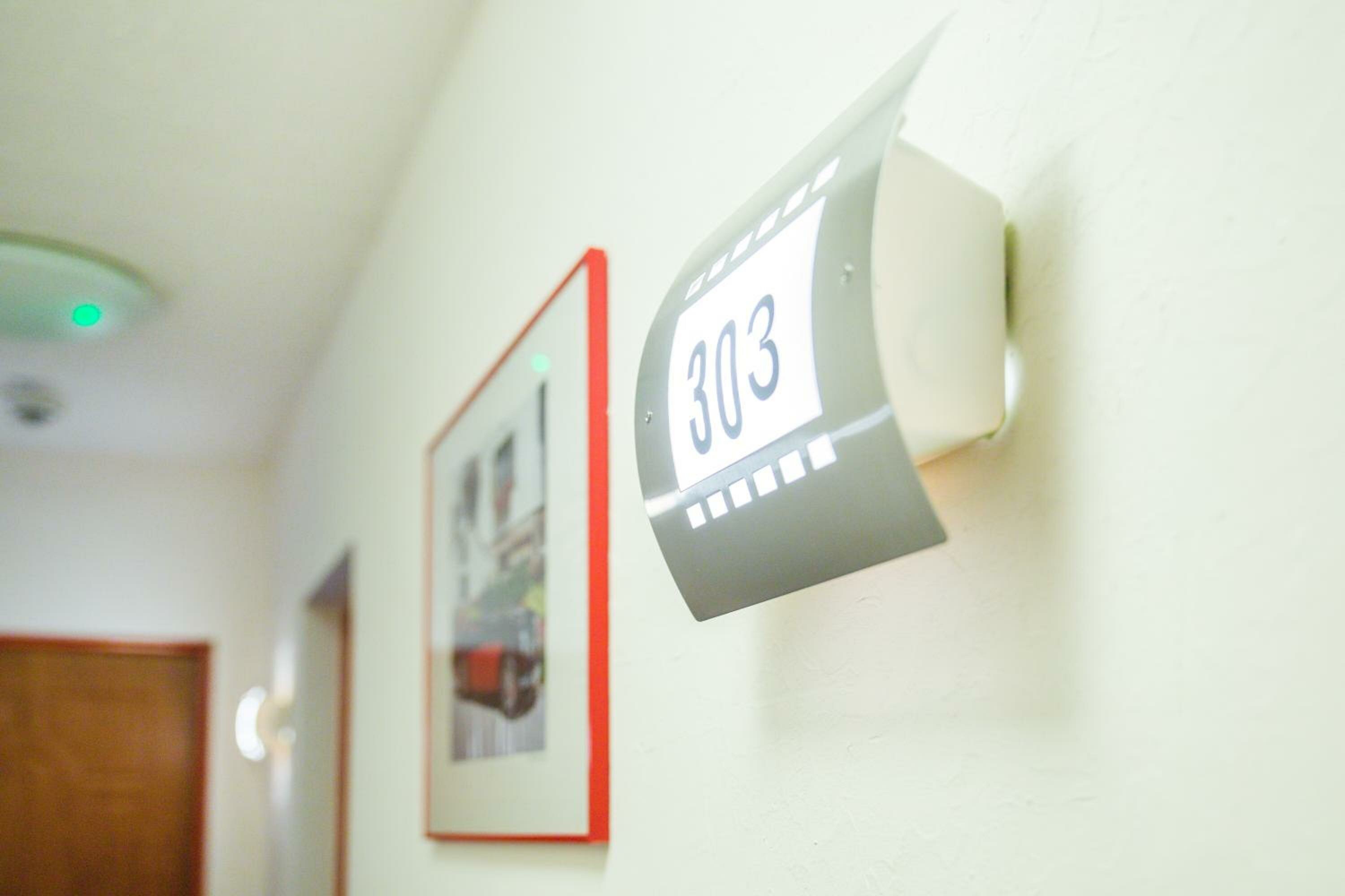 Family Room (2 Adults + 2 Children)