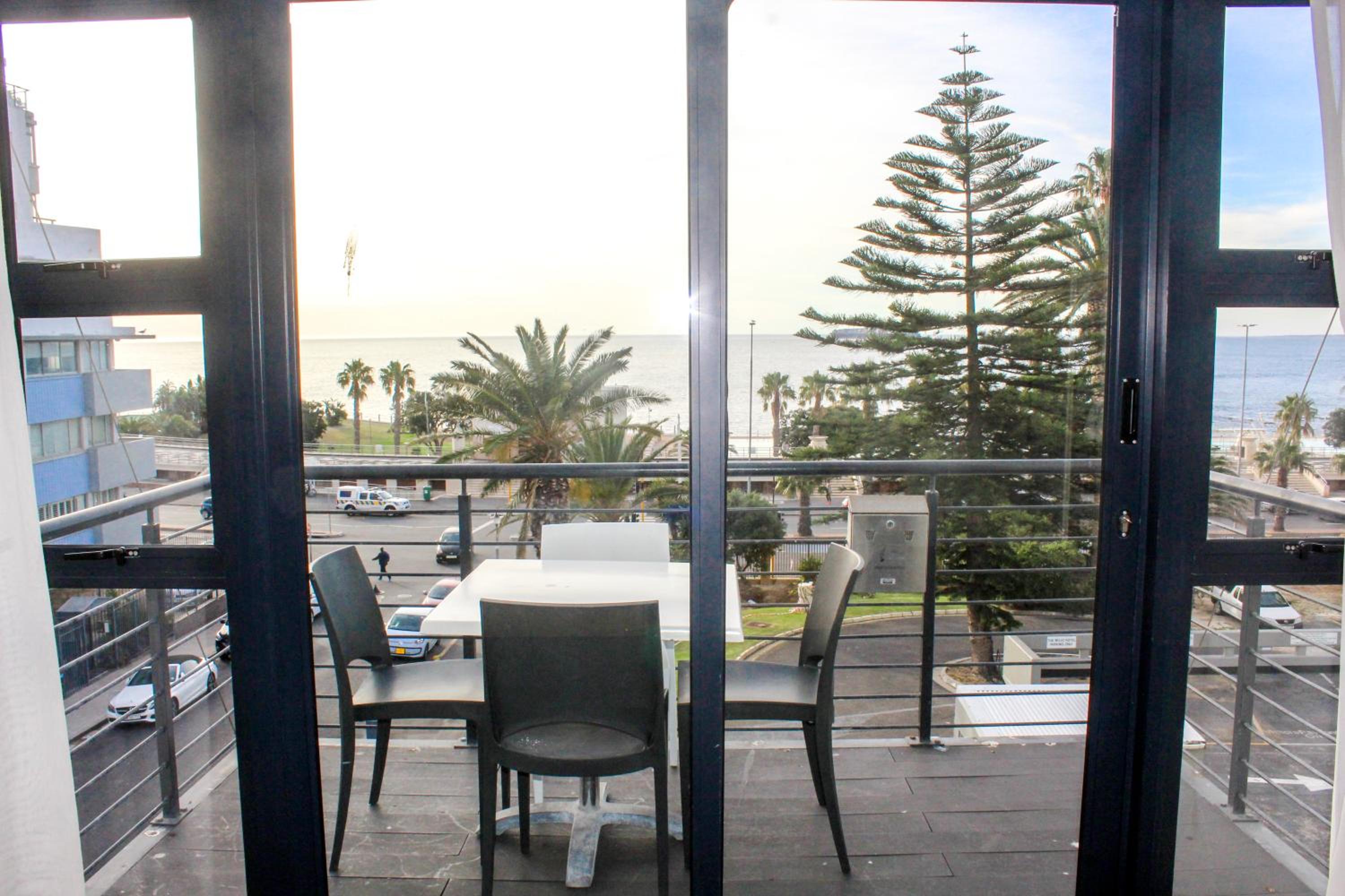 Studio with Sea View
