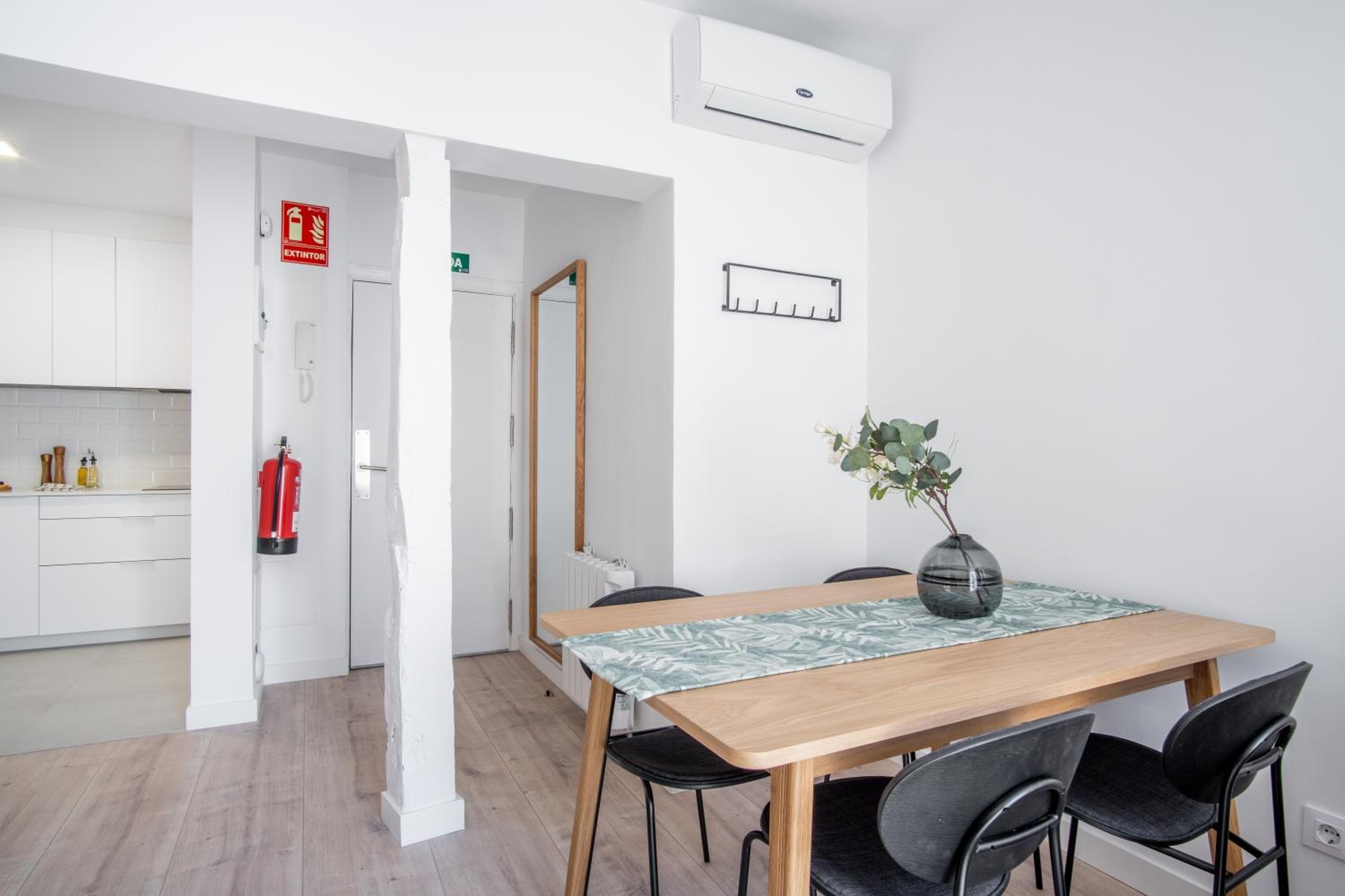 One-Bedroom Apartment with Balcony