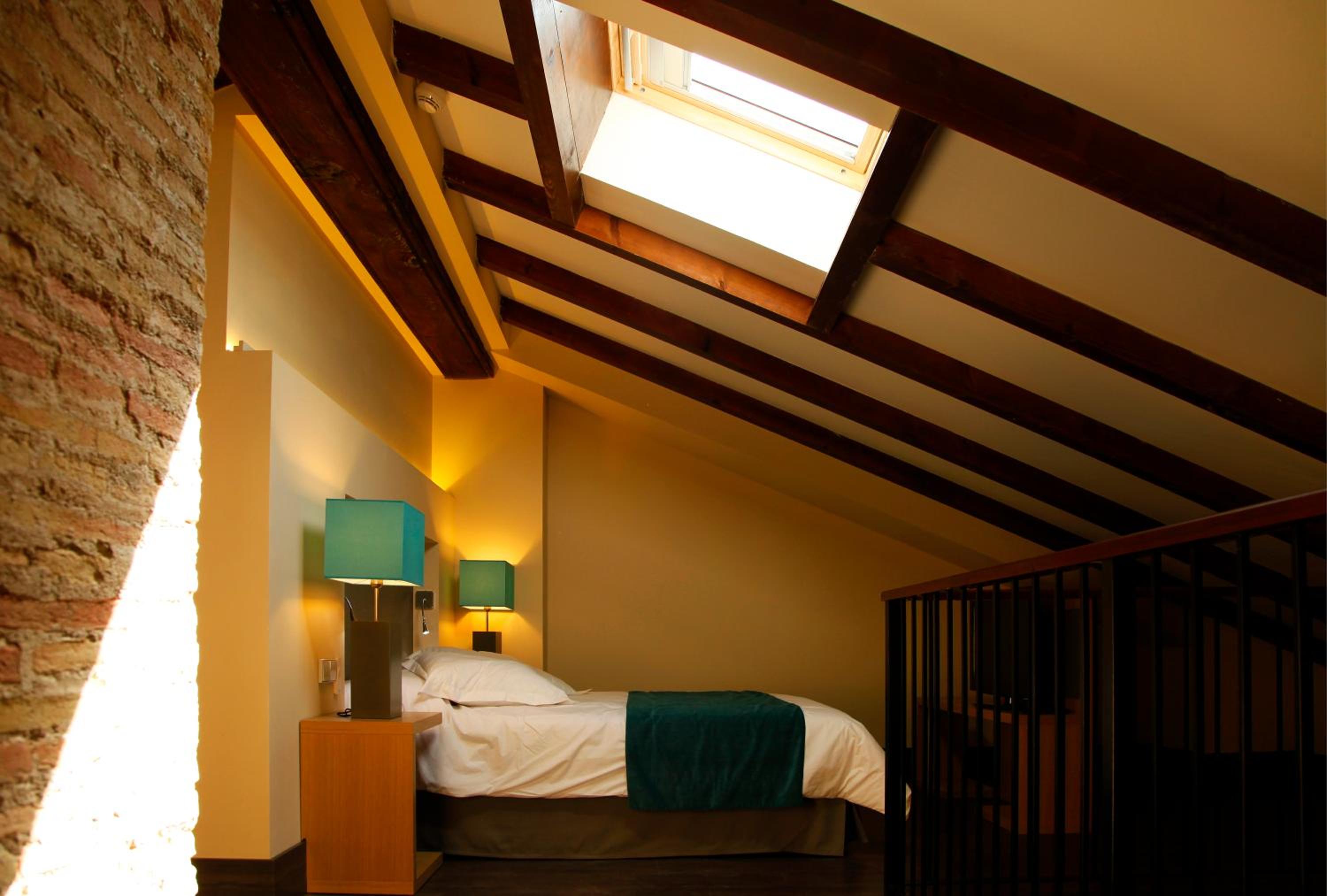 Duplex Room