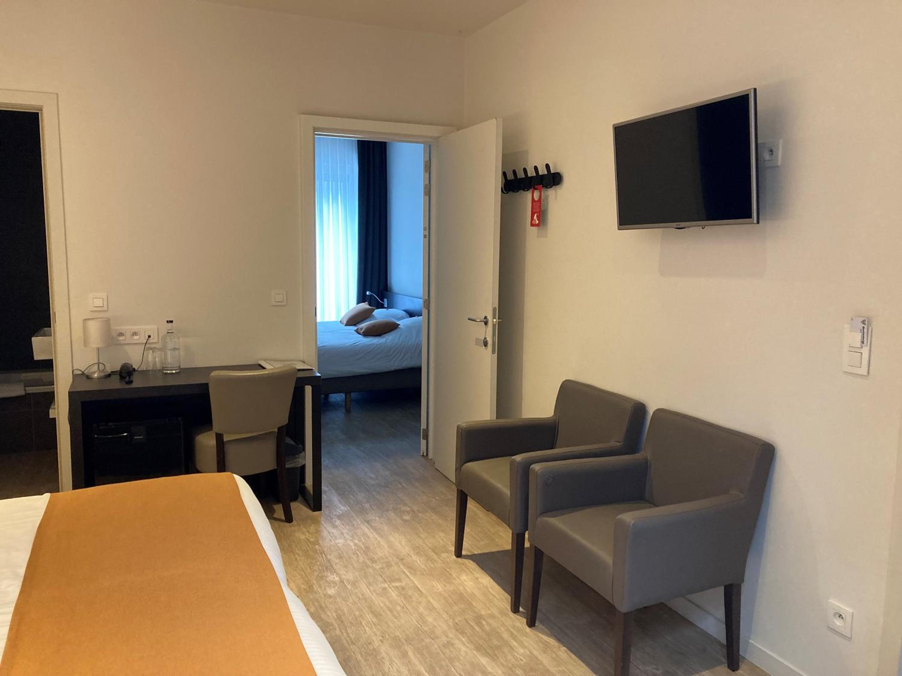 Two-Bedroom Suite