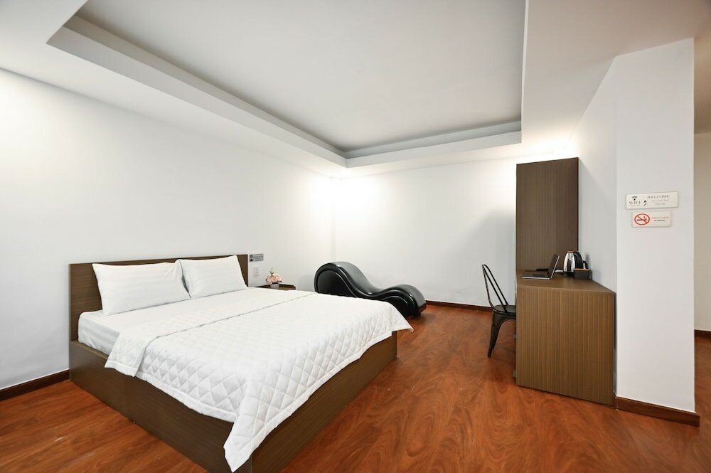 Premium Deluxe Room with Bathtub