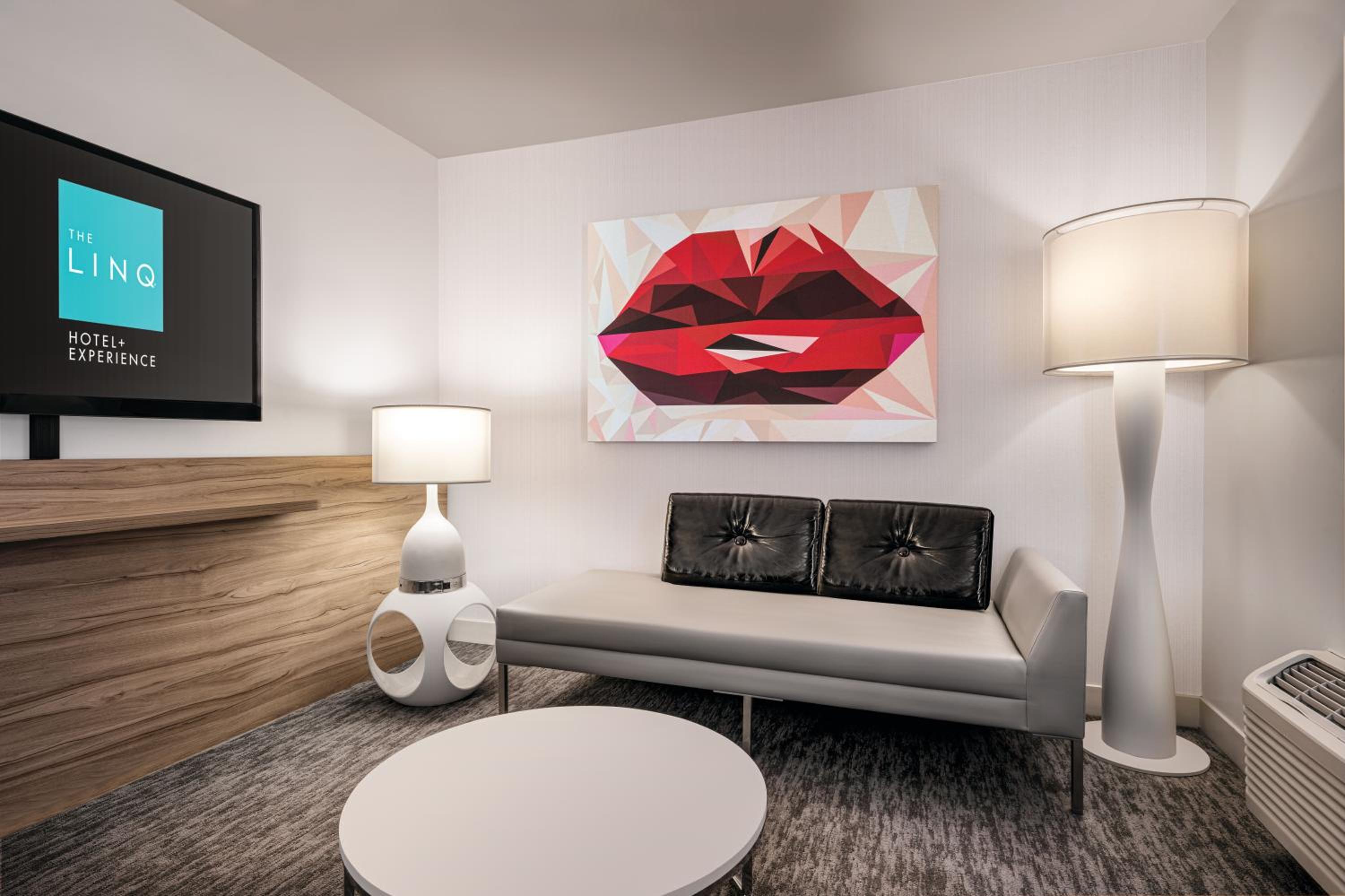 Deluxe King Suite, Non-Smoking	