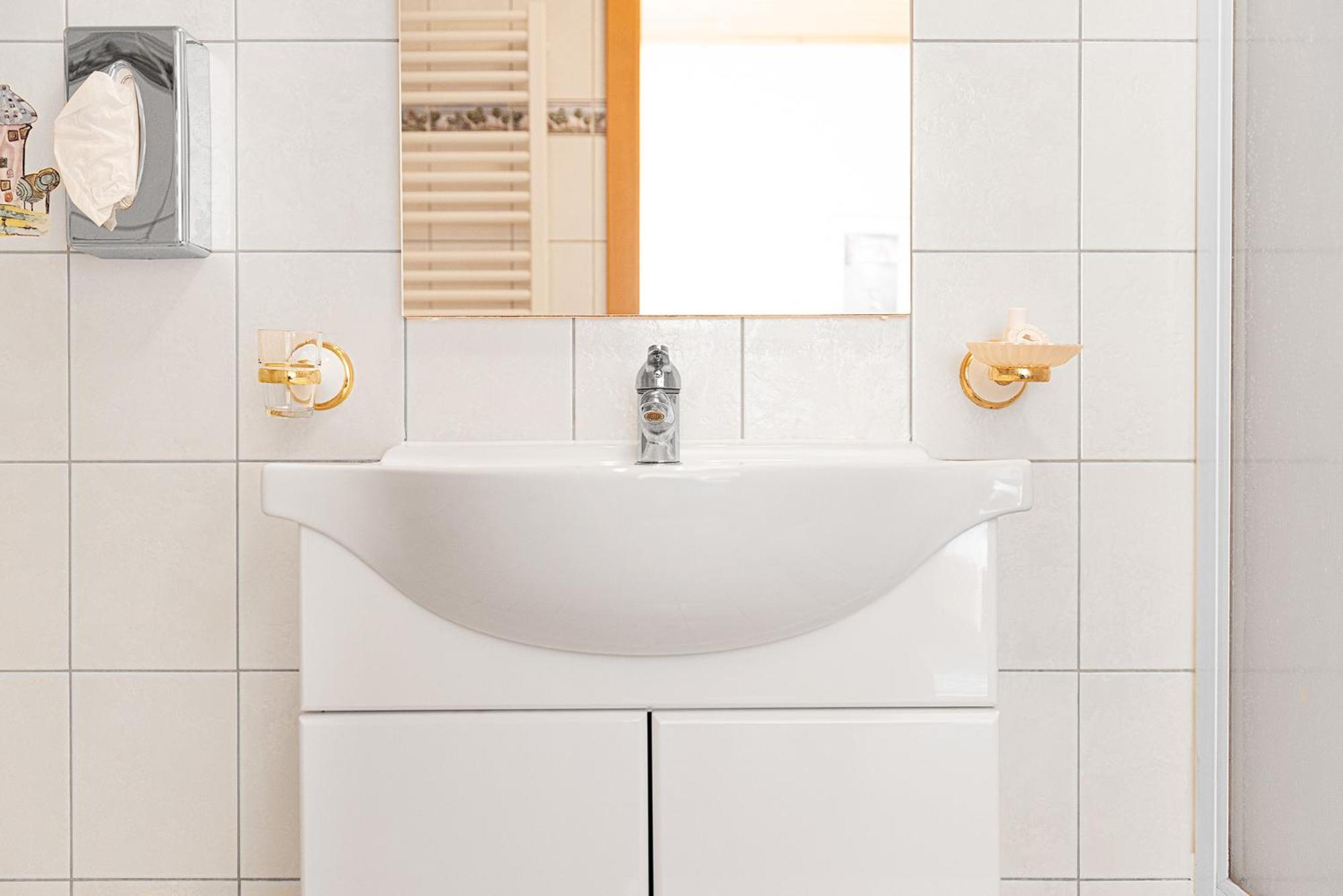 Single Room with Private Bathroom