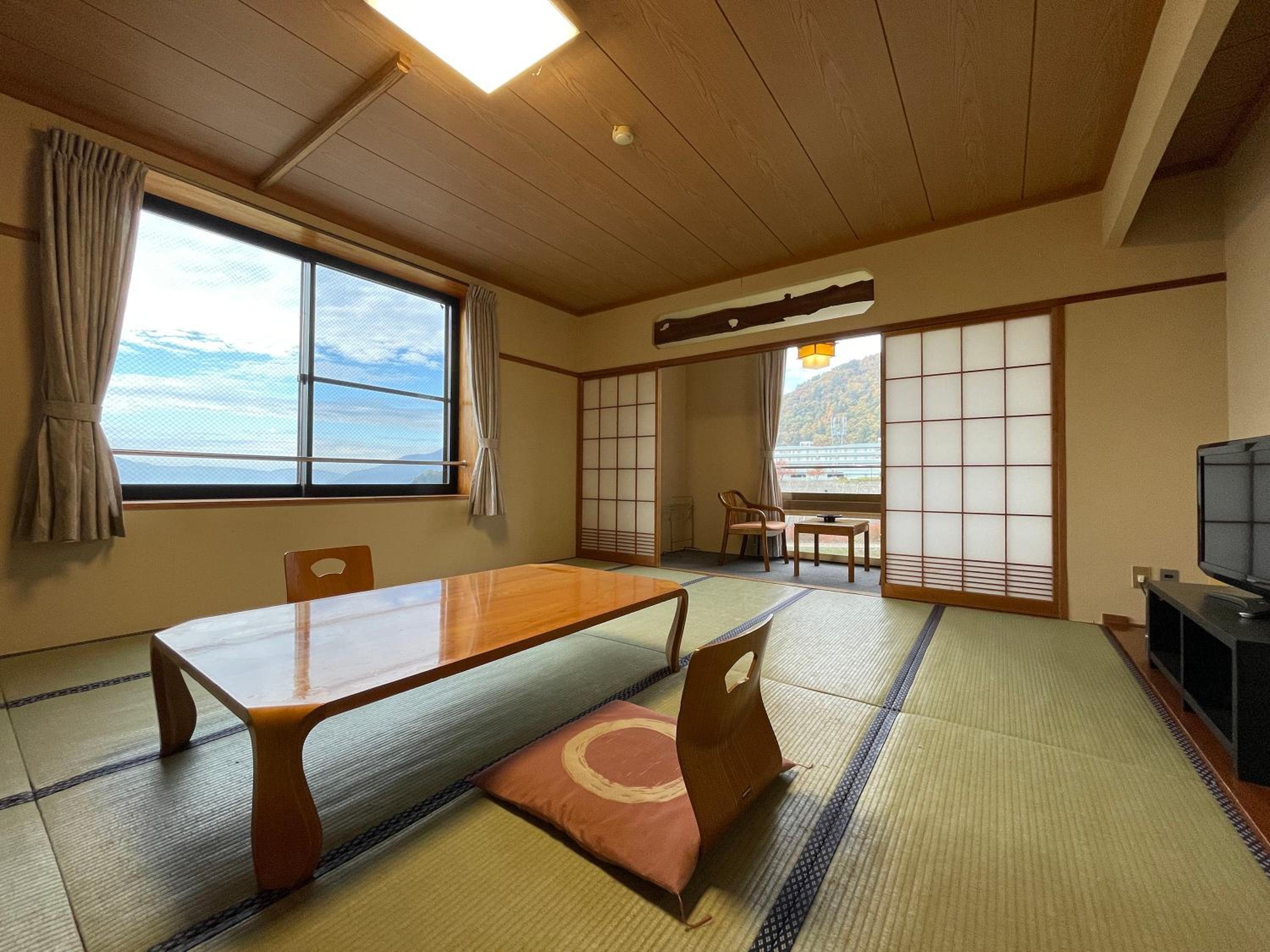 Standard Japanese-Style Room