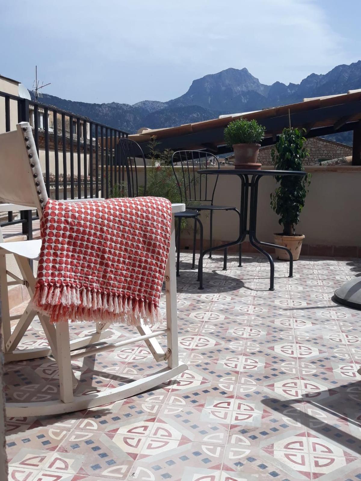 Junior Suite with Mountain View