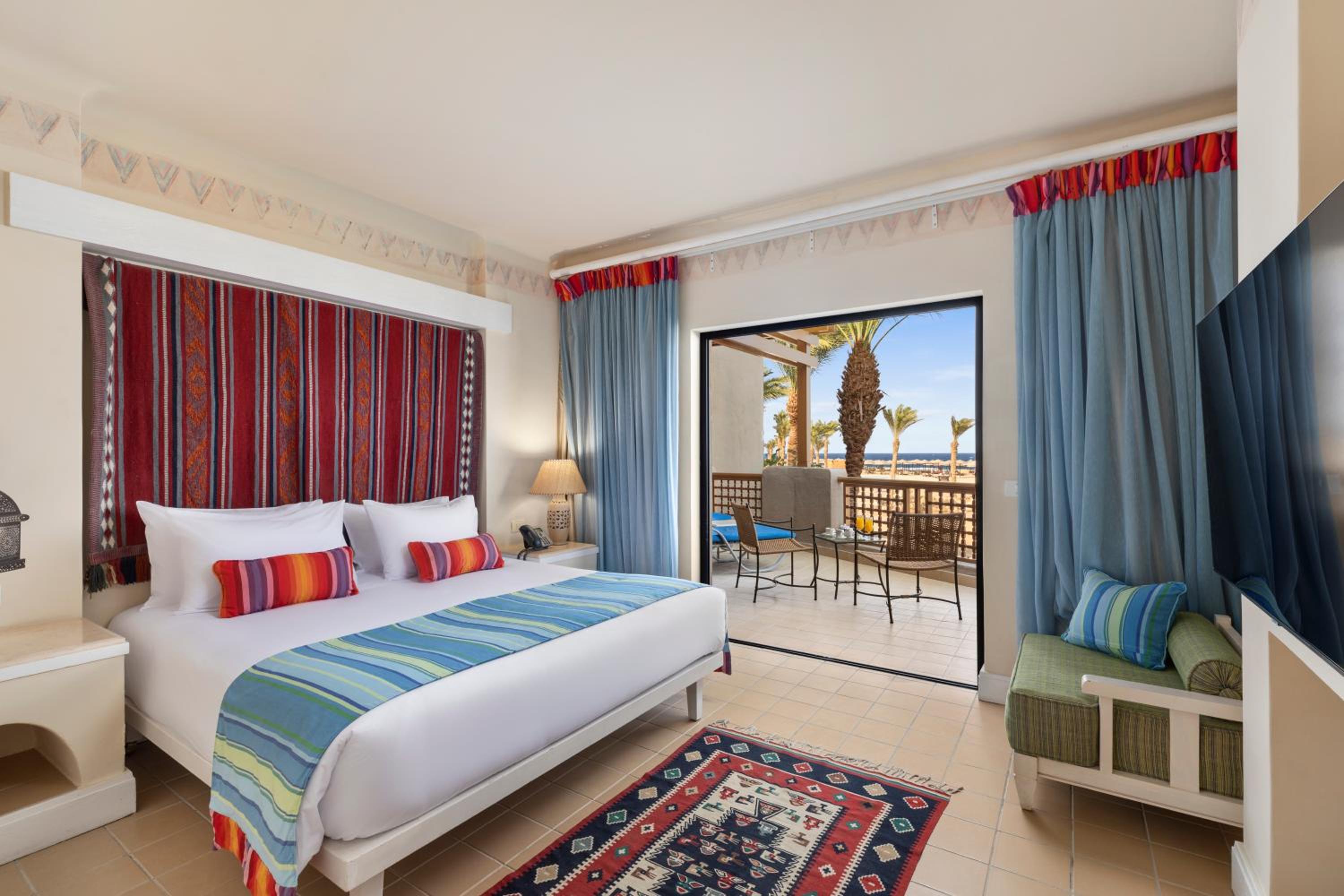 Junior Suite with Beach Front
