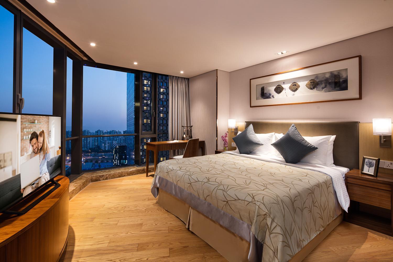 Three-Bedroom Executive with 6 breakfast