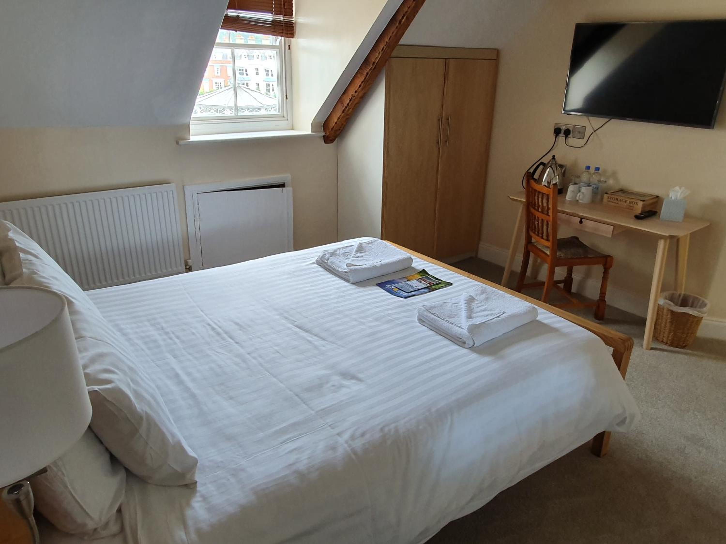 Queen Room with Sea View