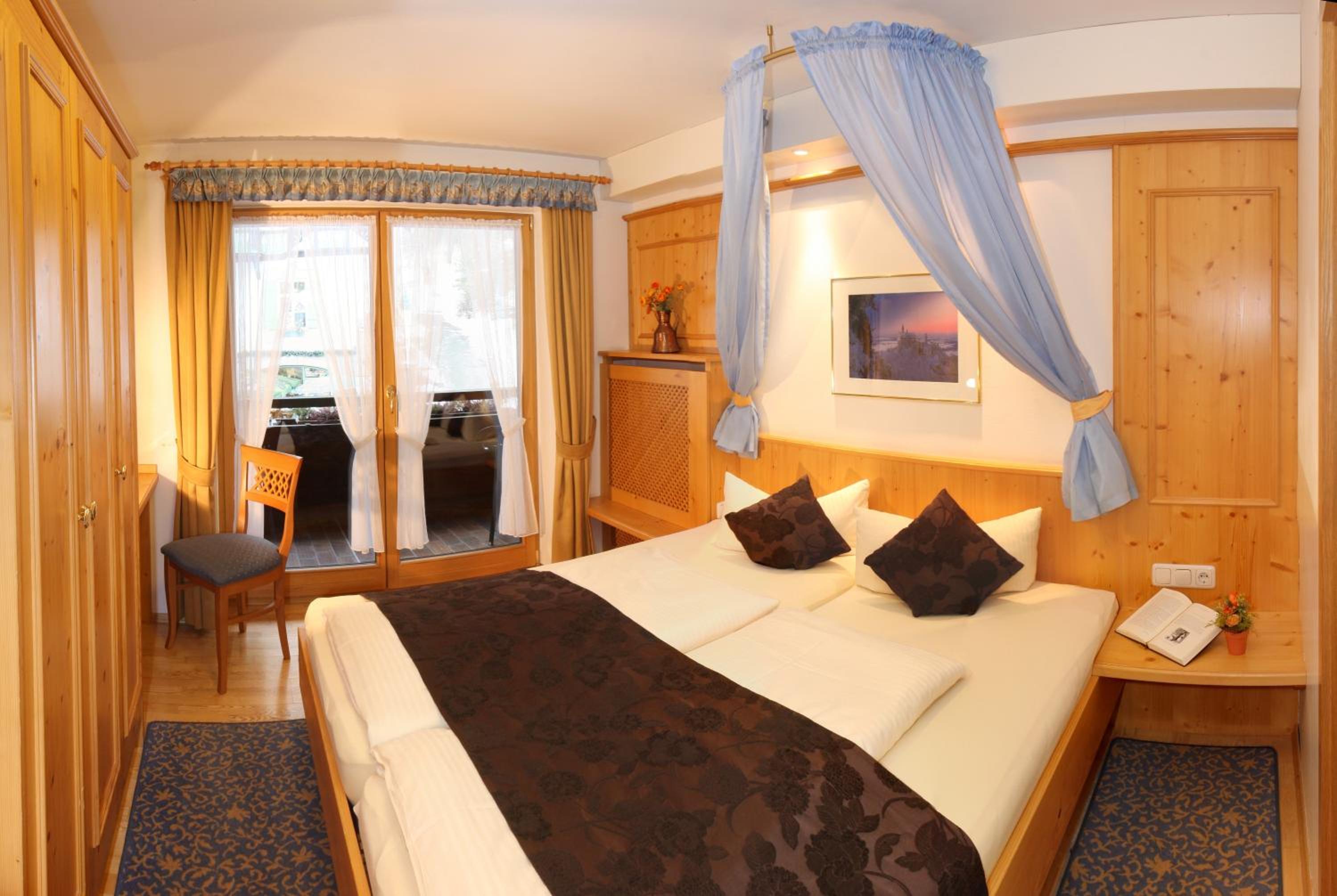 Romantic Double Room