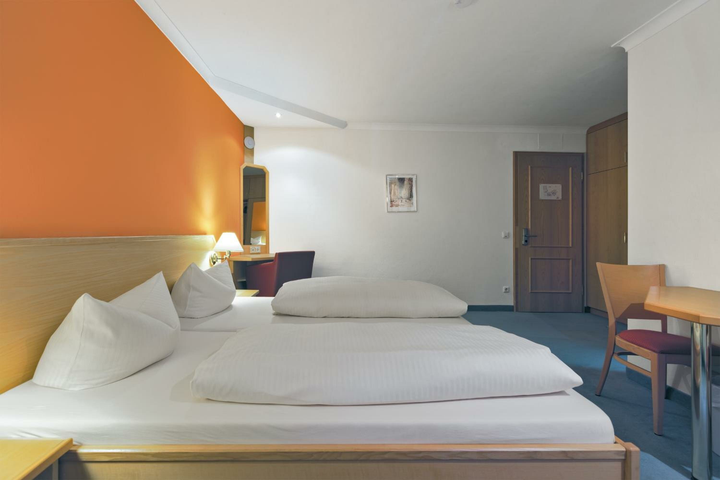 Comfort Twin Room Without Balcony