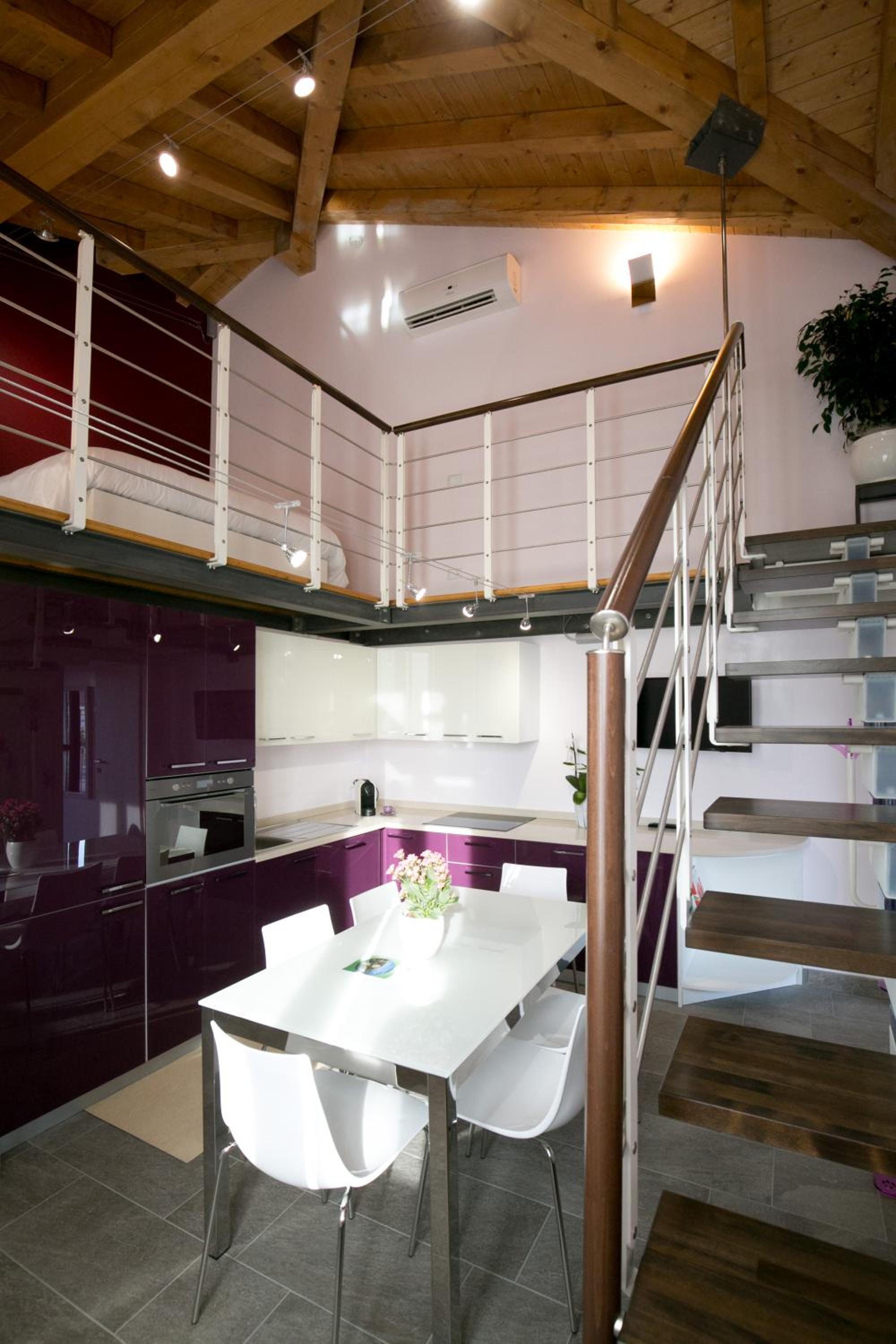 Apartment - Split Level with Naviglio view