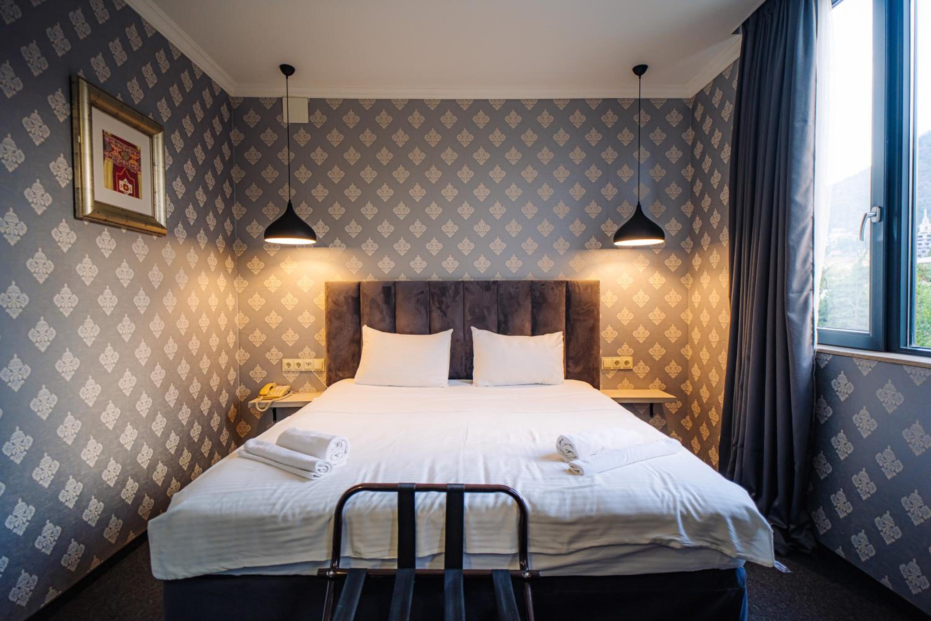 King Room with Mountain View