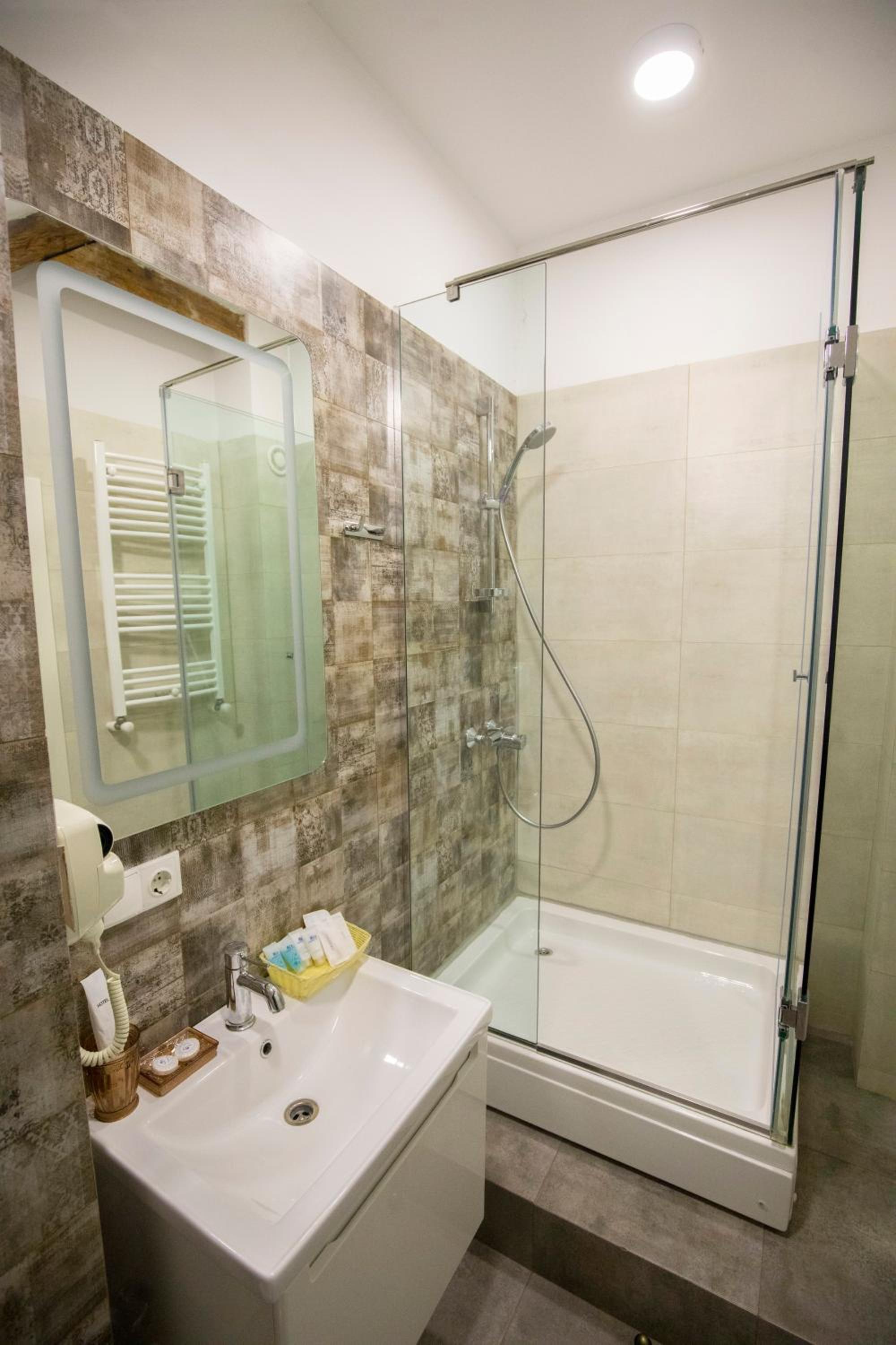 King Room with Mountain View