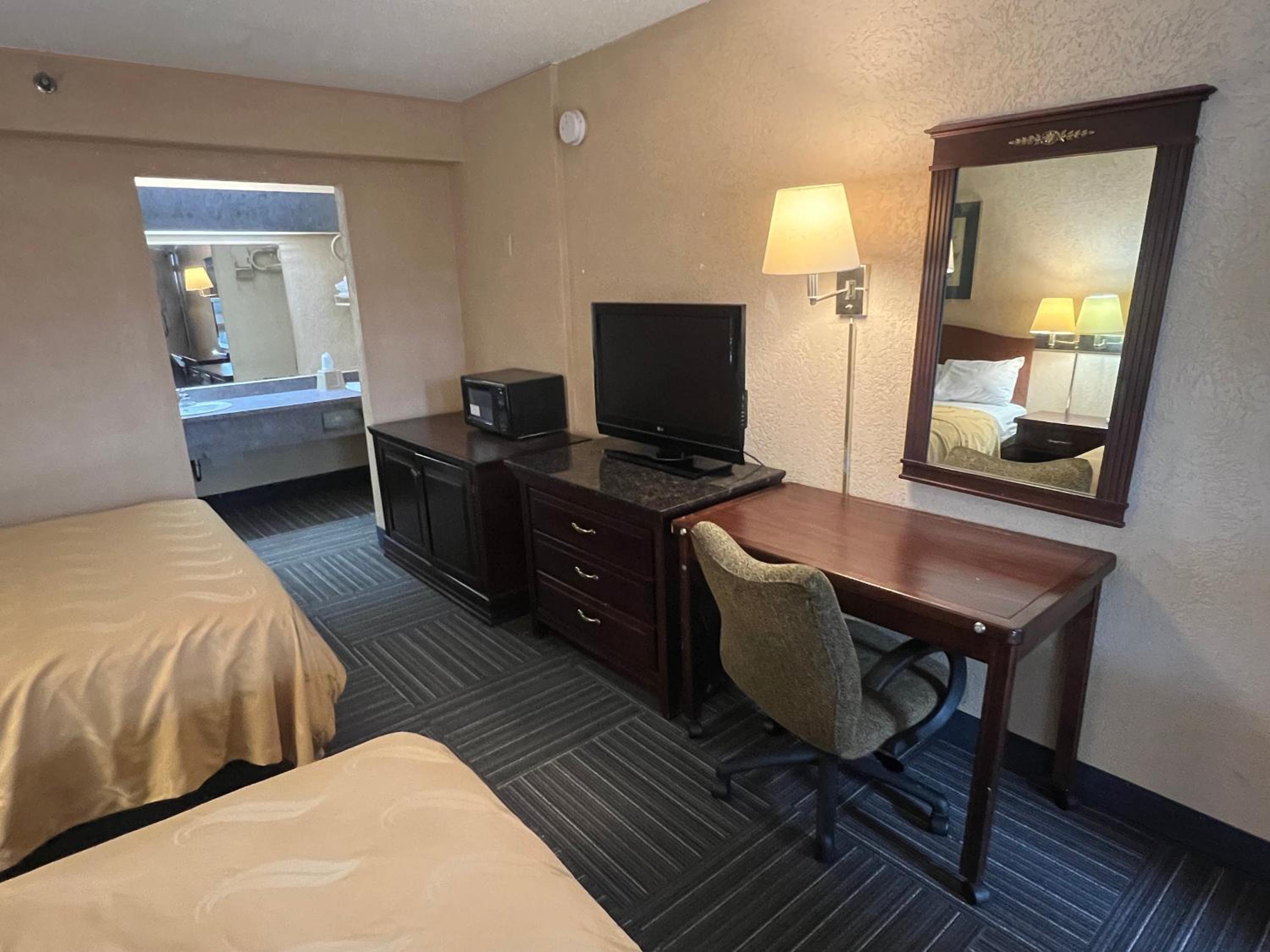 Double Room with Two Double Beds - Non-Smoking